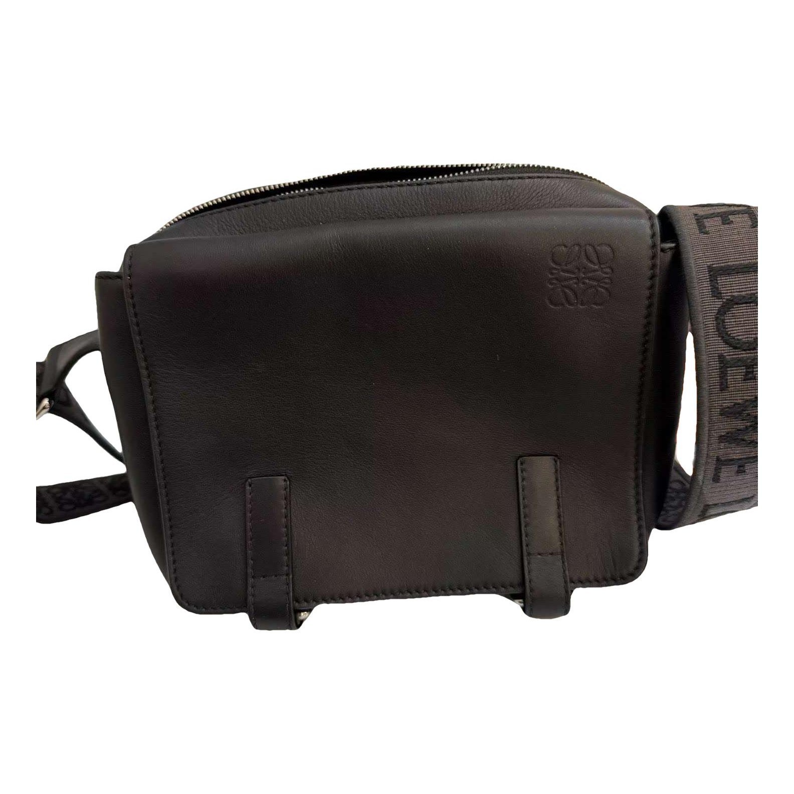 Leather crossbody bag