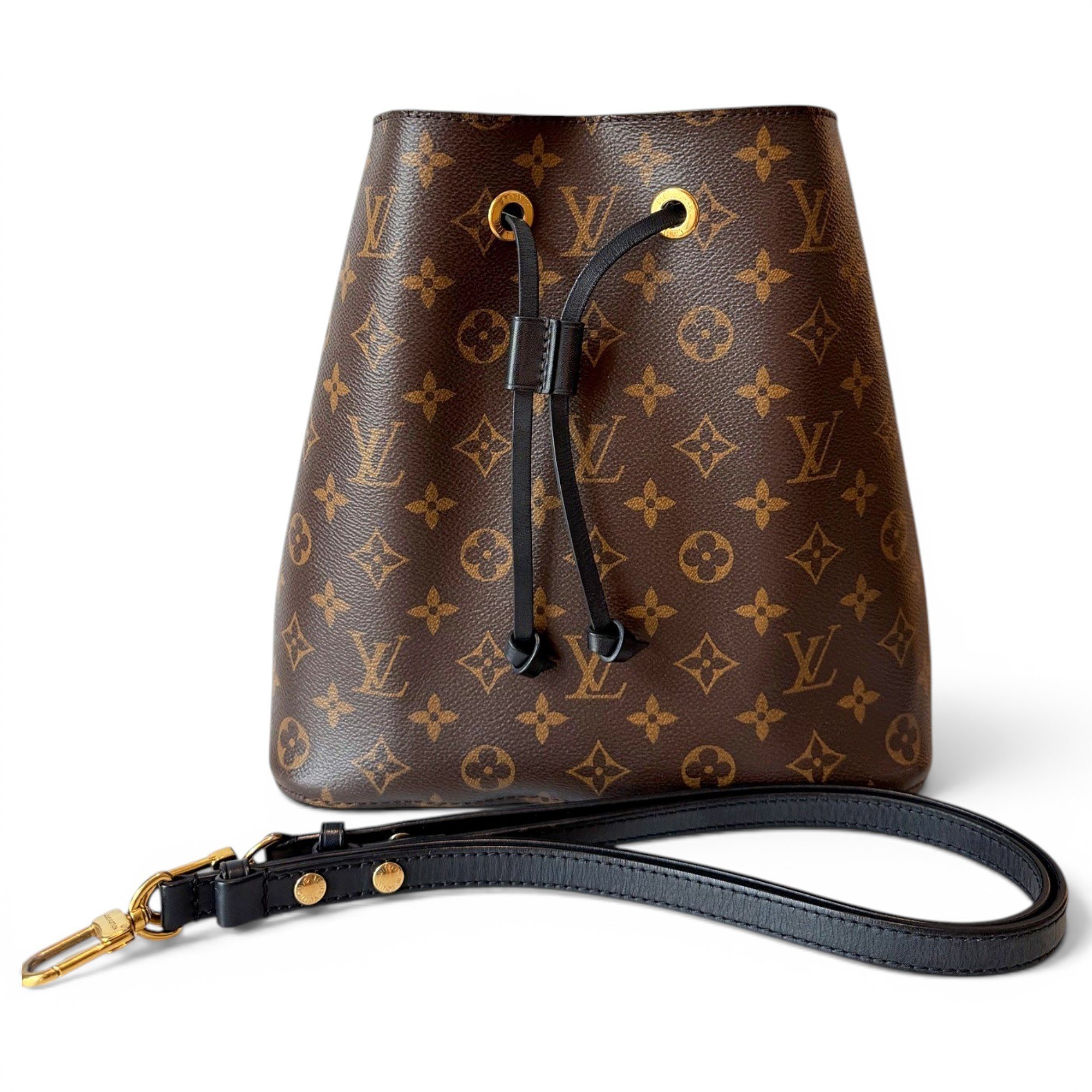 NéoNoé leather handbag