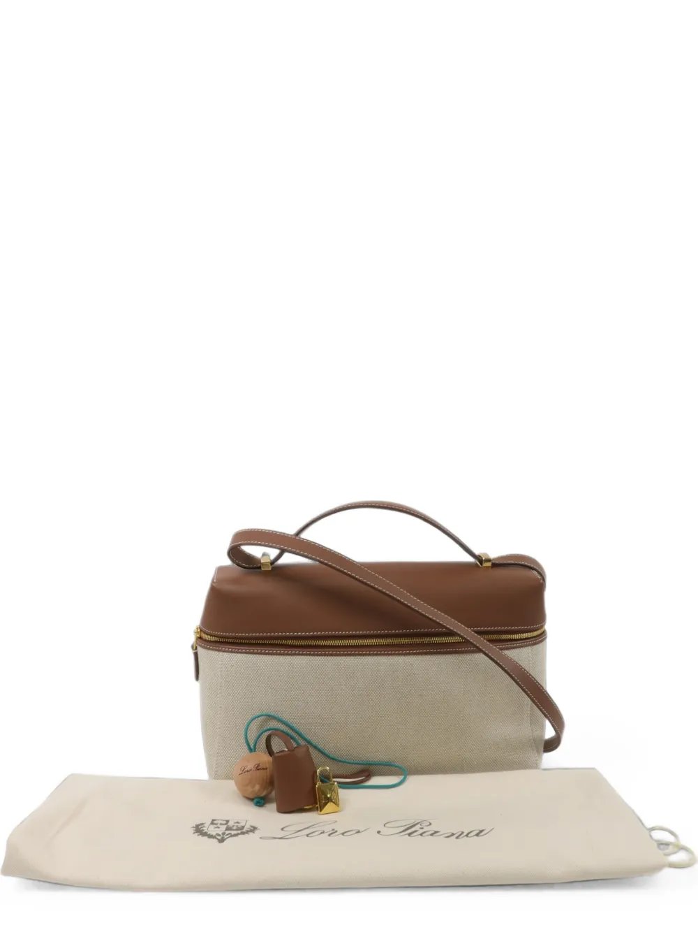 Extra Pocket shoulder bag