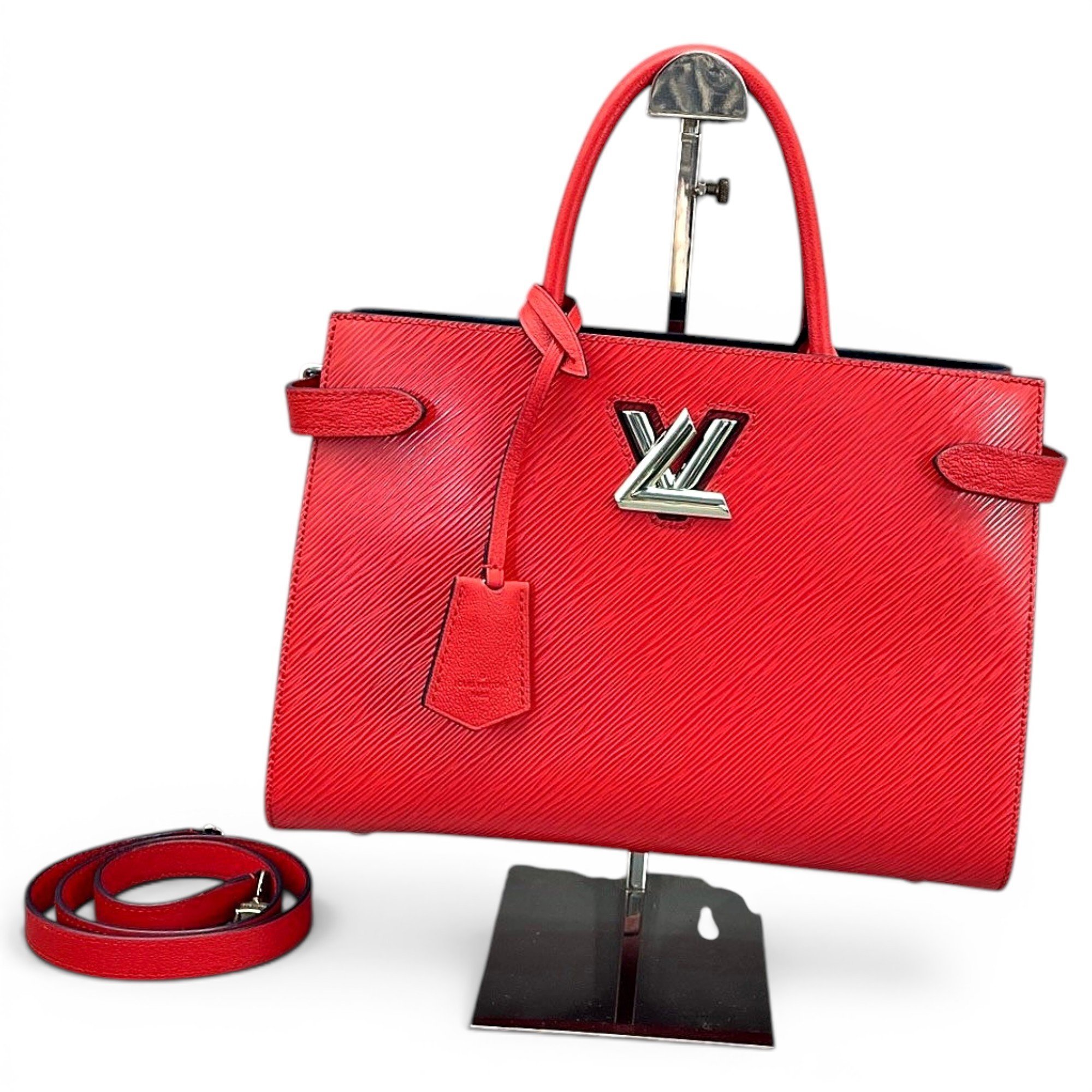 Twist leather handbag