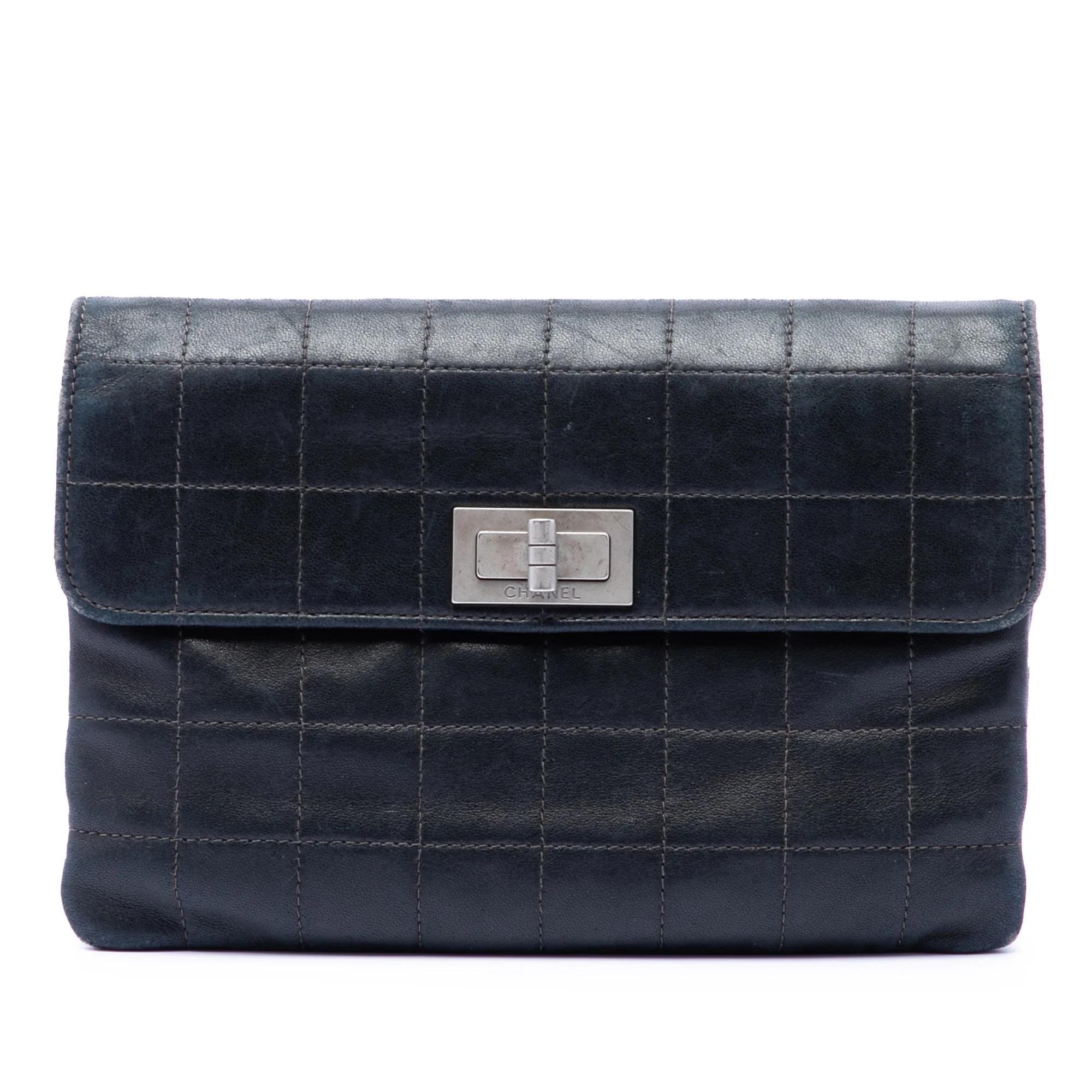 Wallet On Chain Boy Half Flap leather handbag