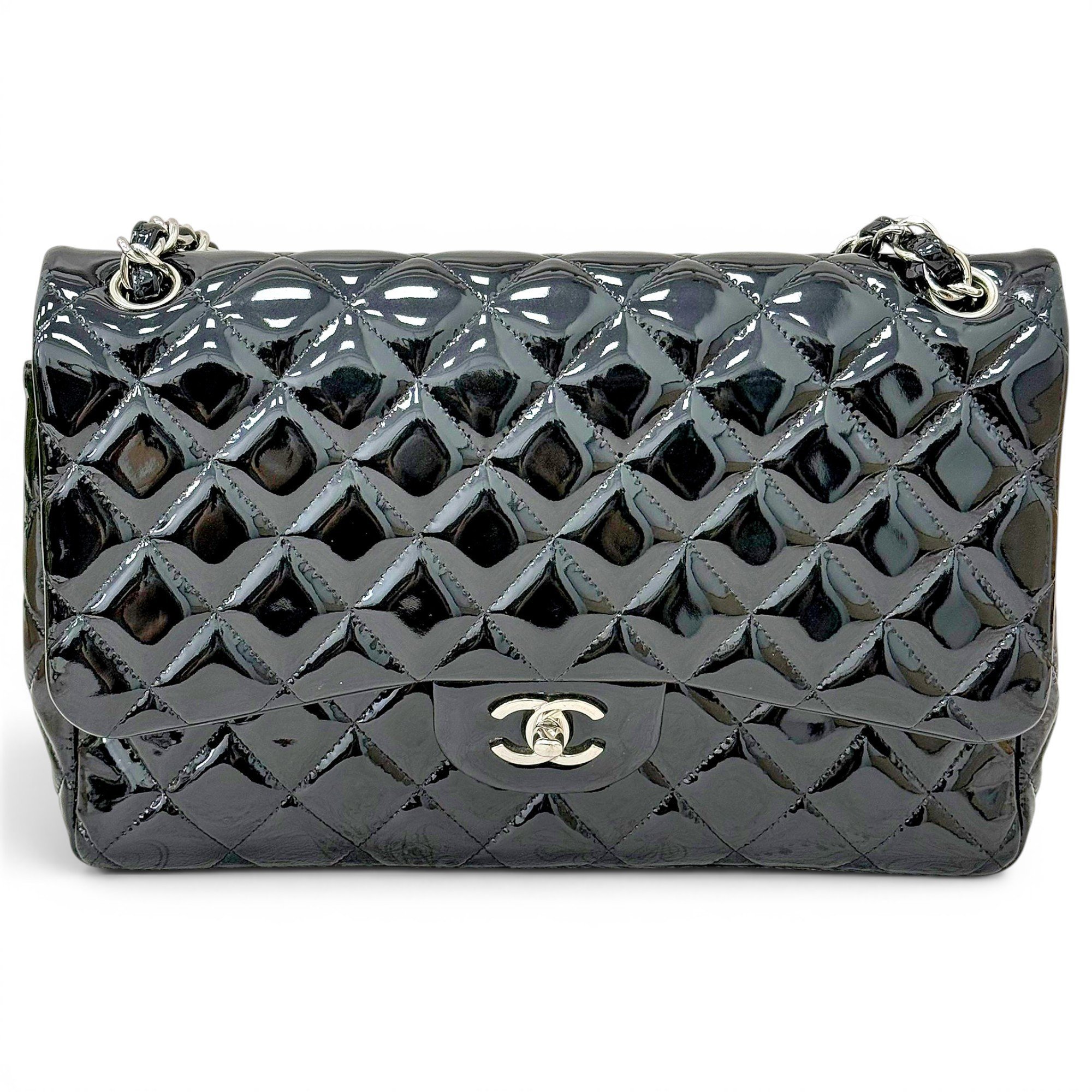 Timeless/Classique patent leather handbag