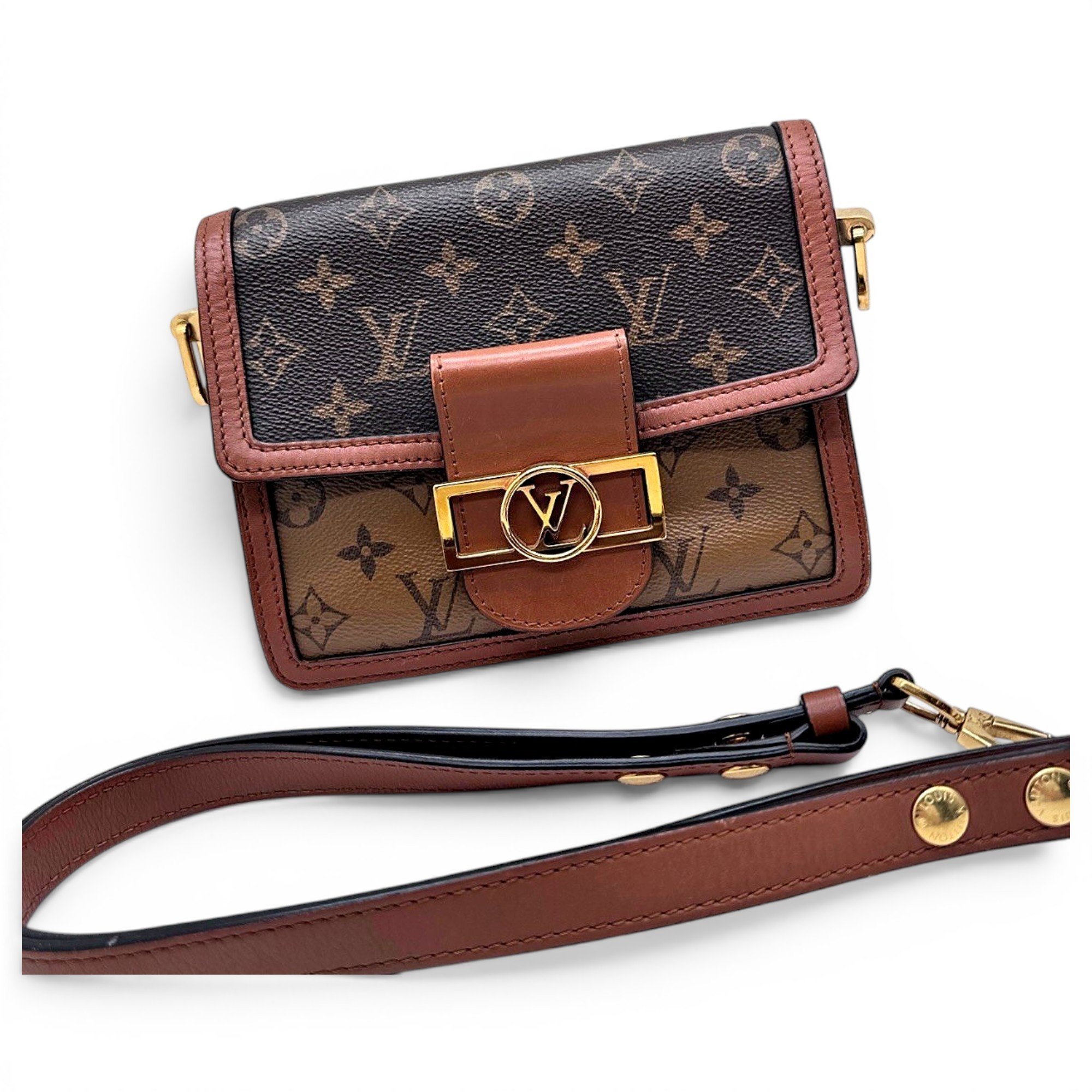 Dauphine leather handbag