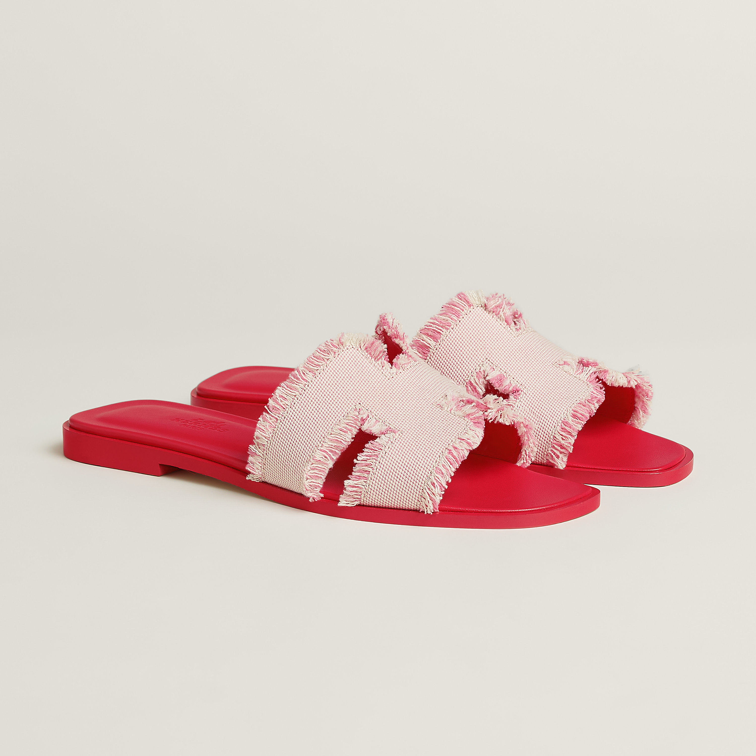 Oran sandal