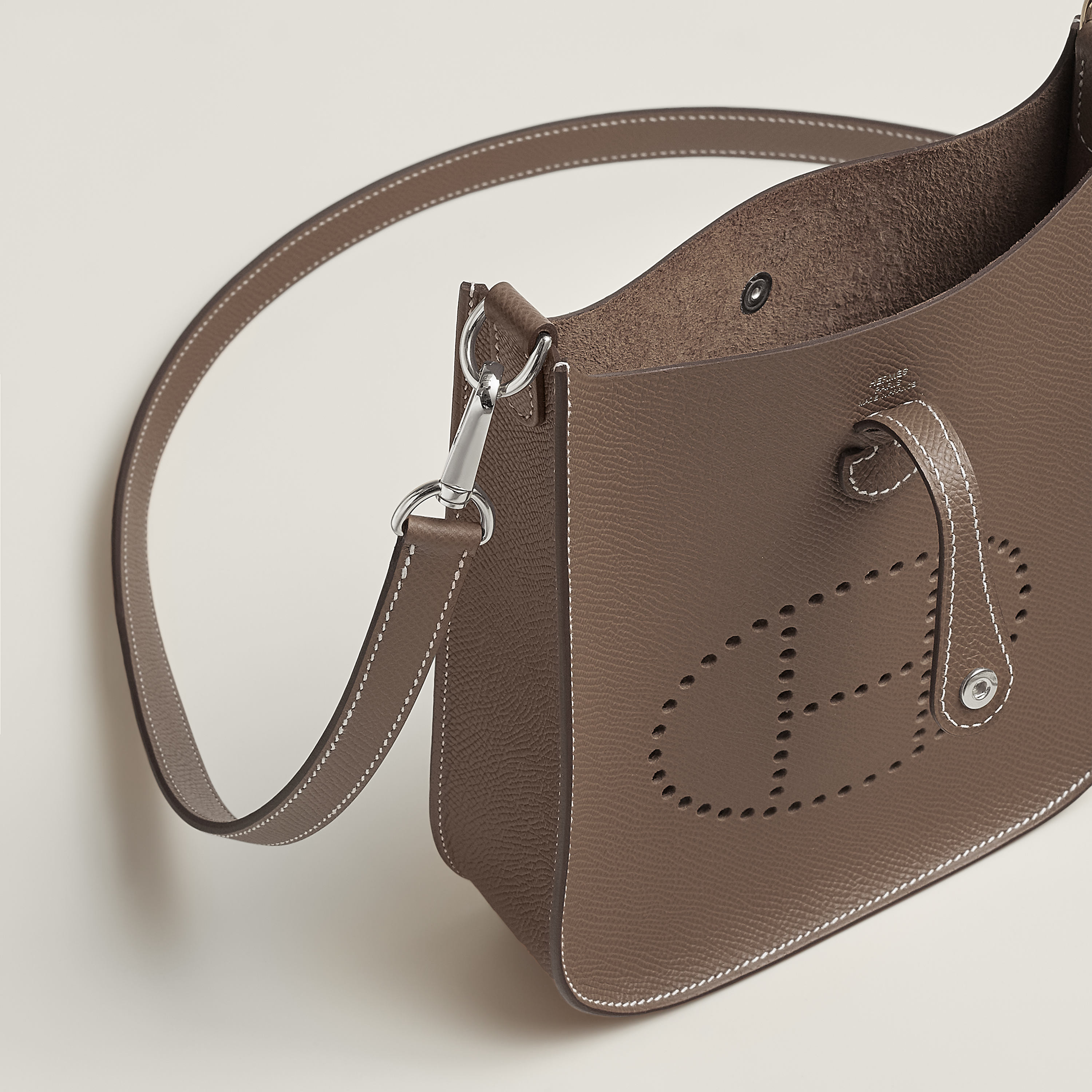 Evelyne 16 Sellier bag