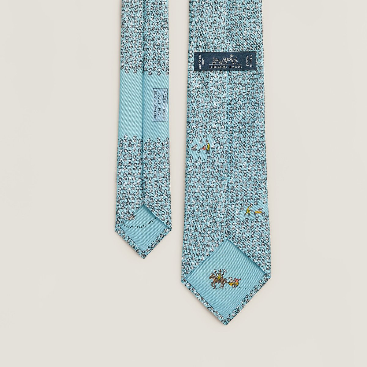 Bunny Dream tie