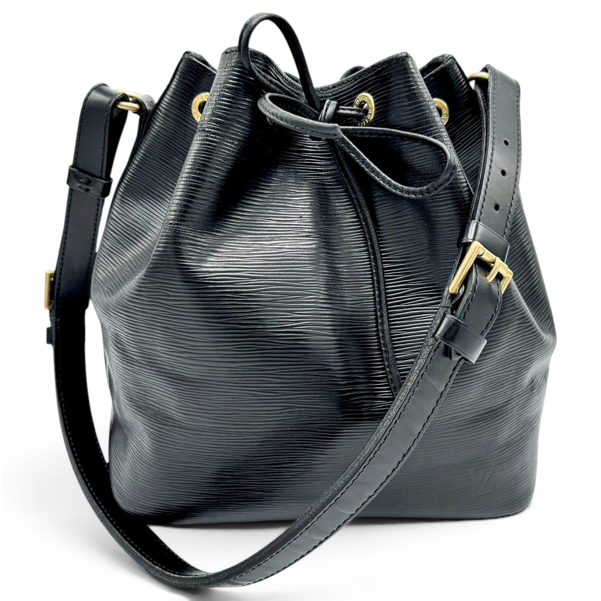 Noé leather handbag