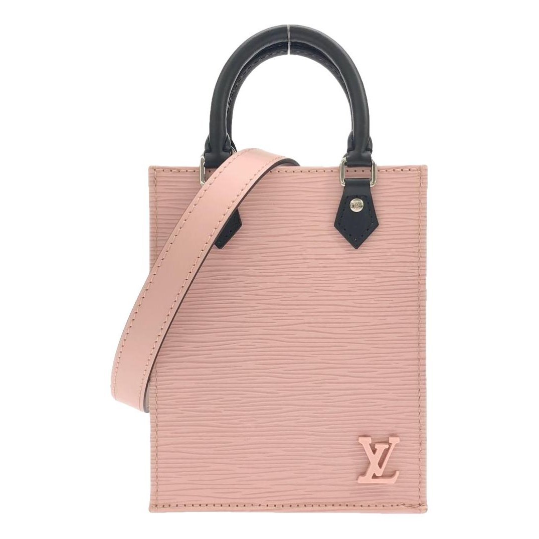 Plat leather handbag