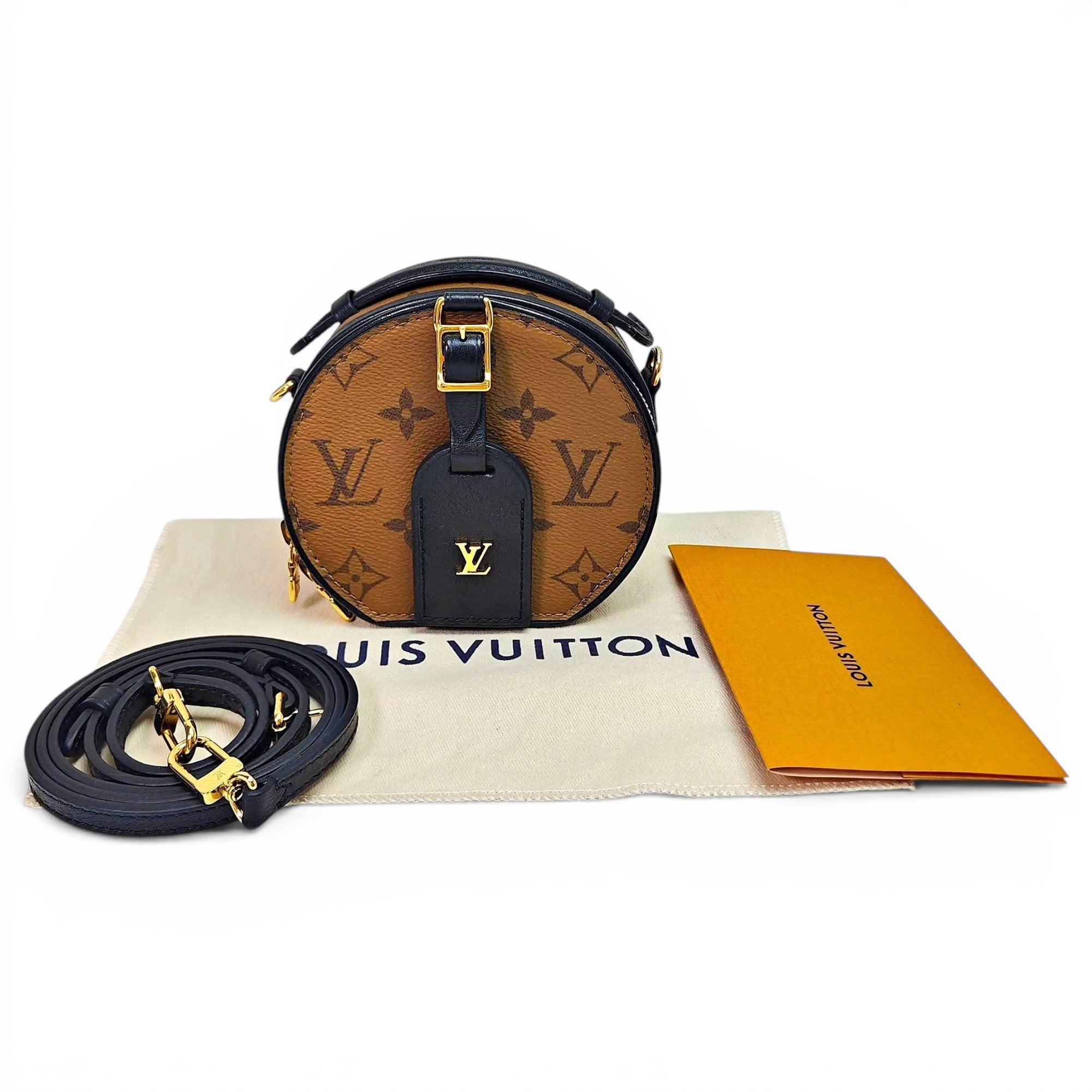 Petite Boîte Chapeau vinyl handbag