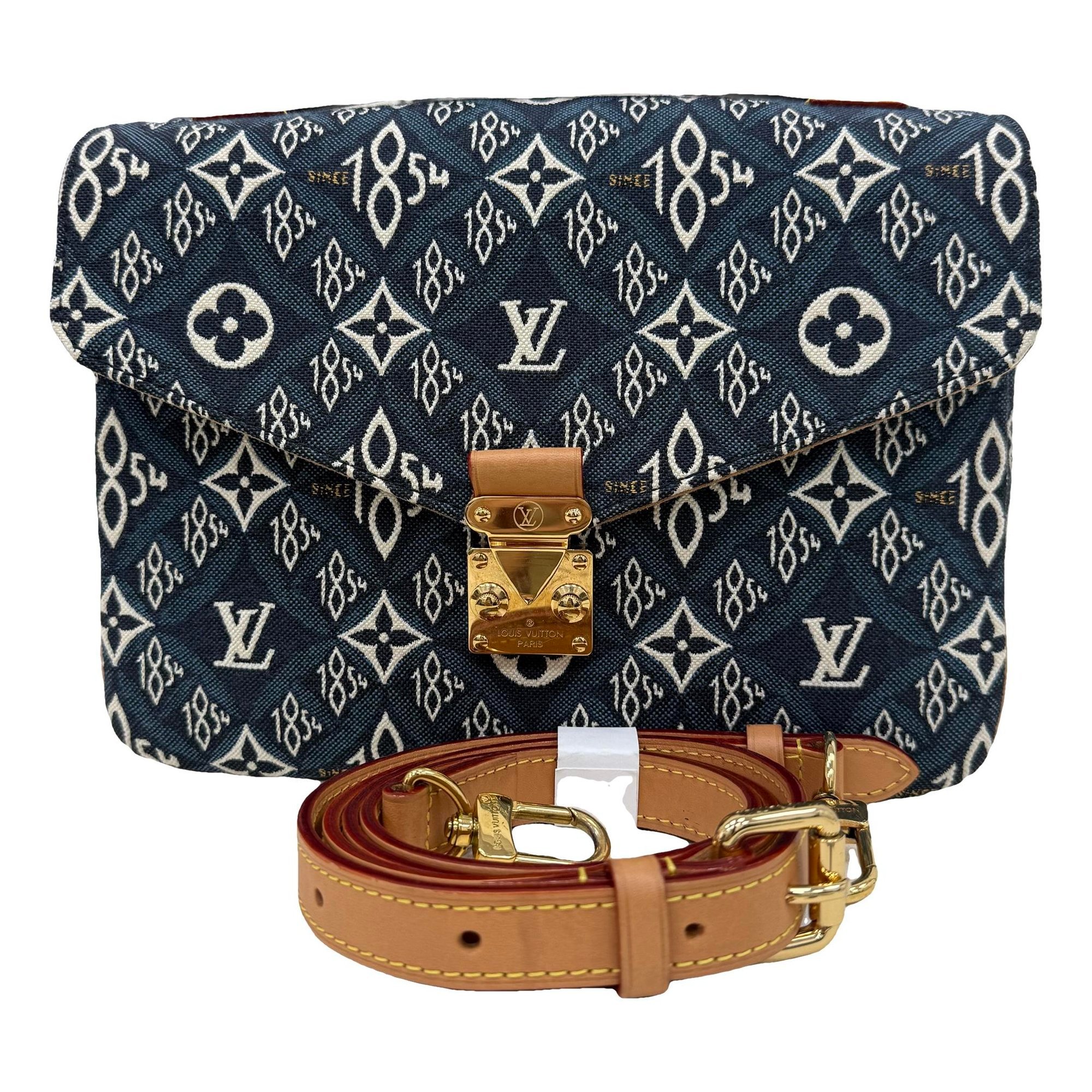 Metis cloth handbag