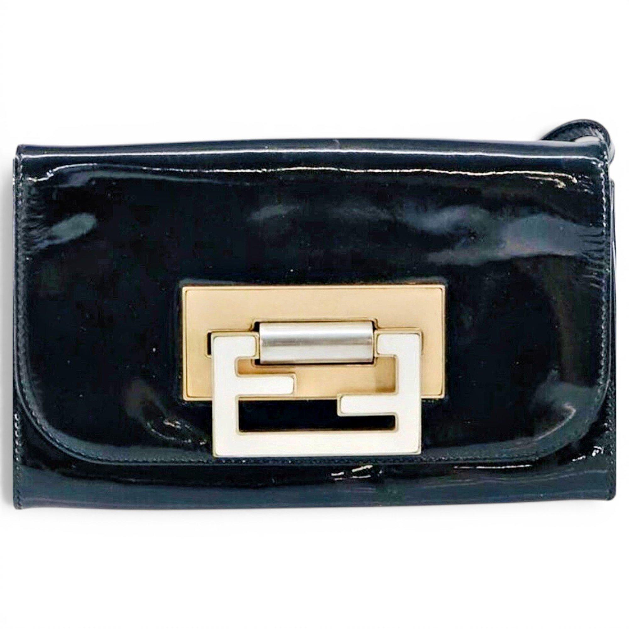 Baguette patent leather handbag