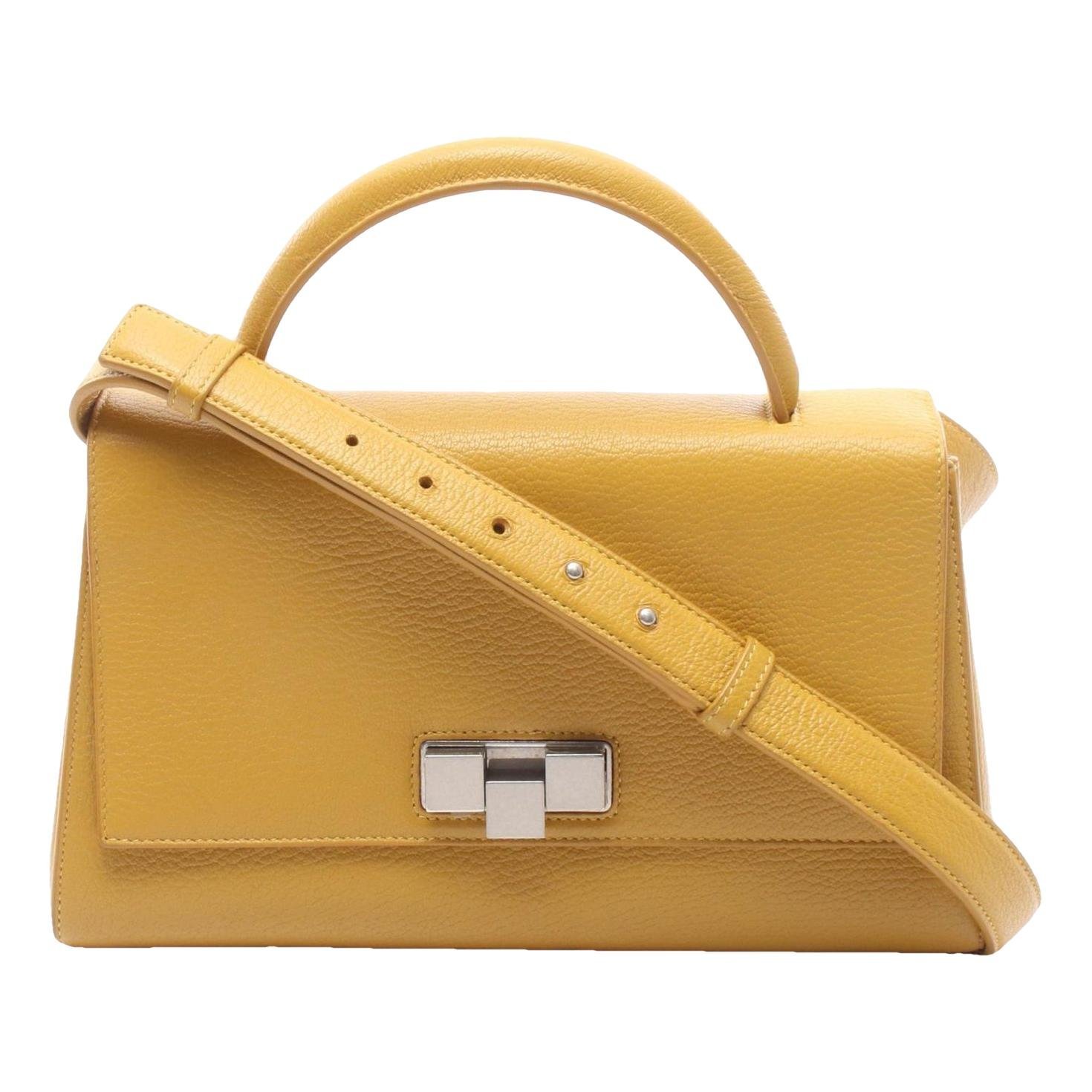 Veneta leather handbag