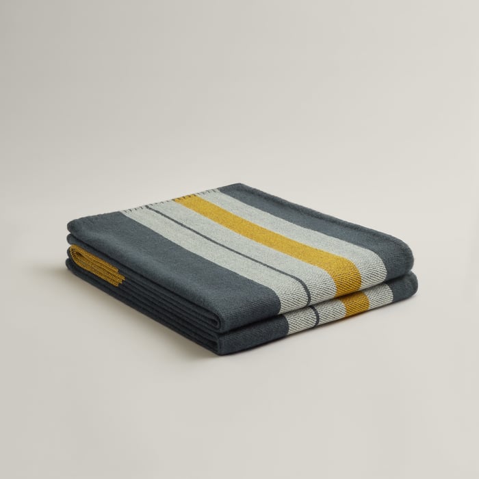 H Bayadere Poncho Blanket