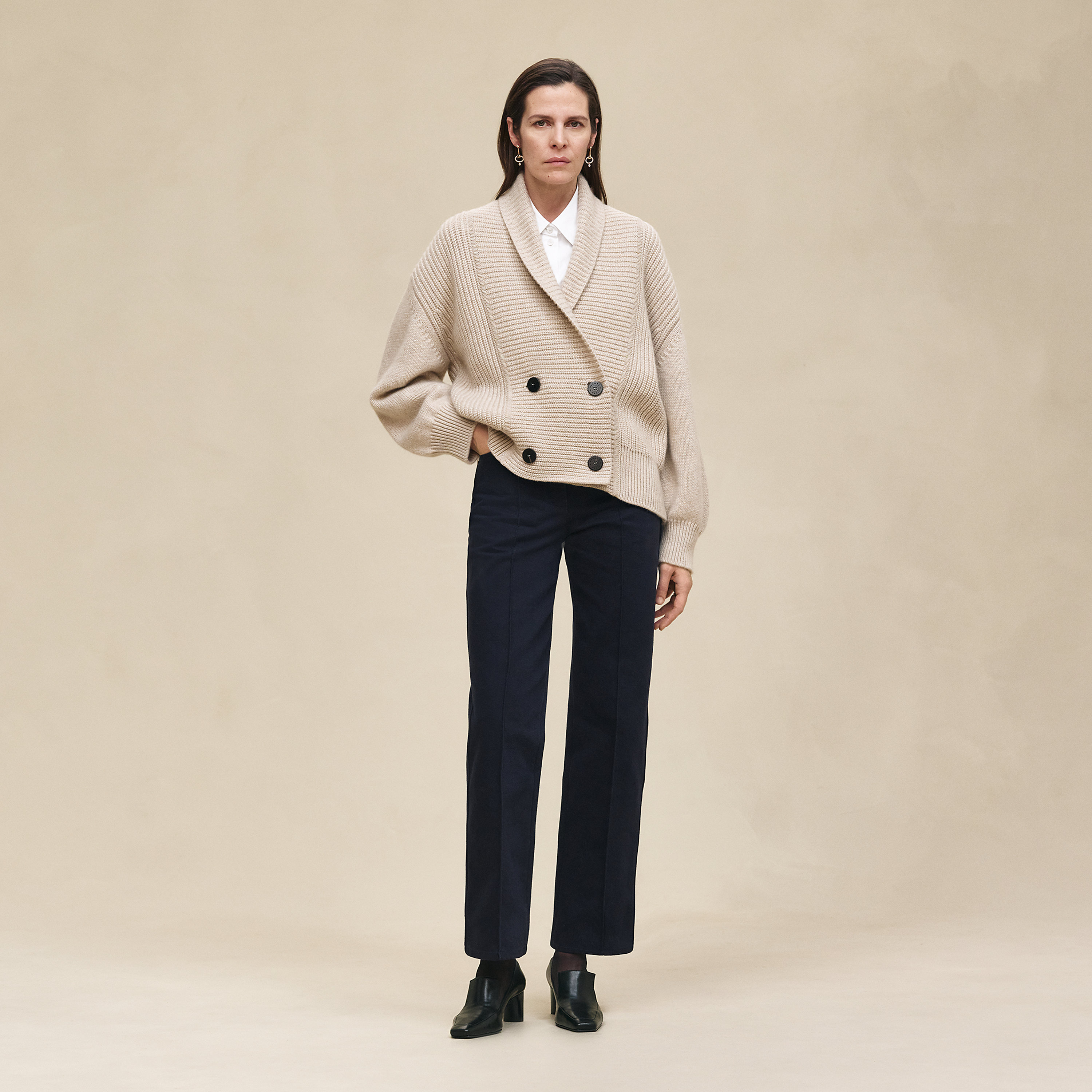 Cashmere buttoned jacket