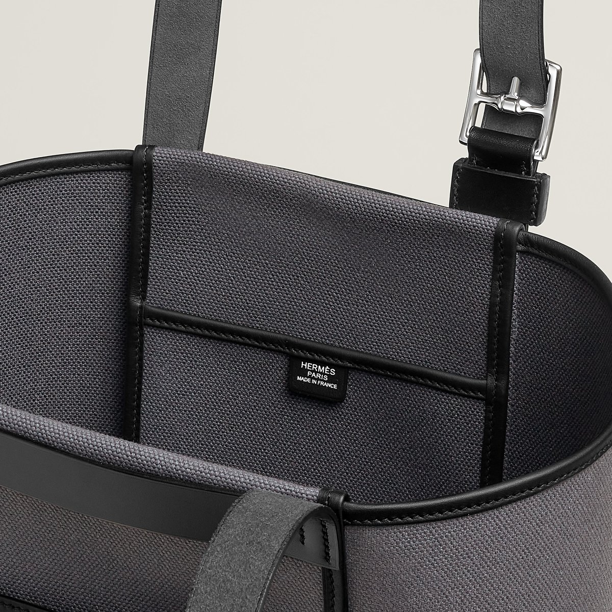 バッグ 《エトリヴィエール・ポケット》 27