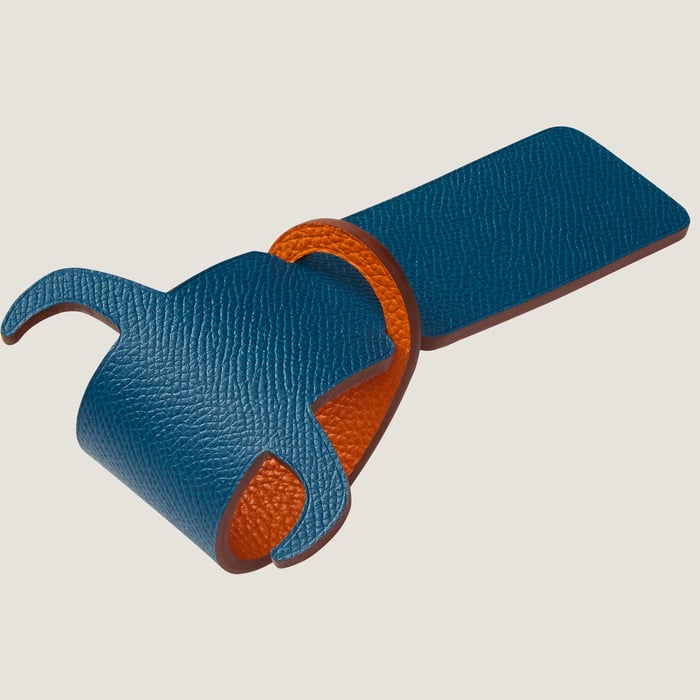 Random Bull Luggage Tag