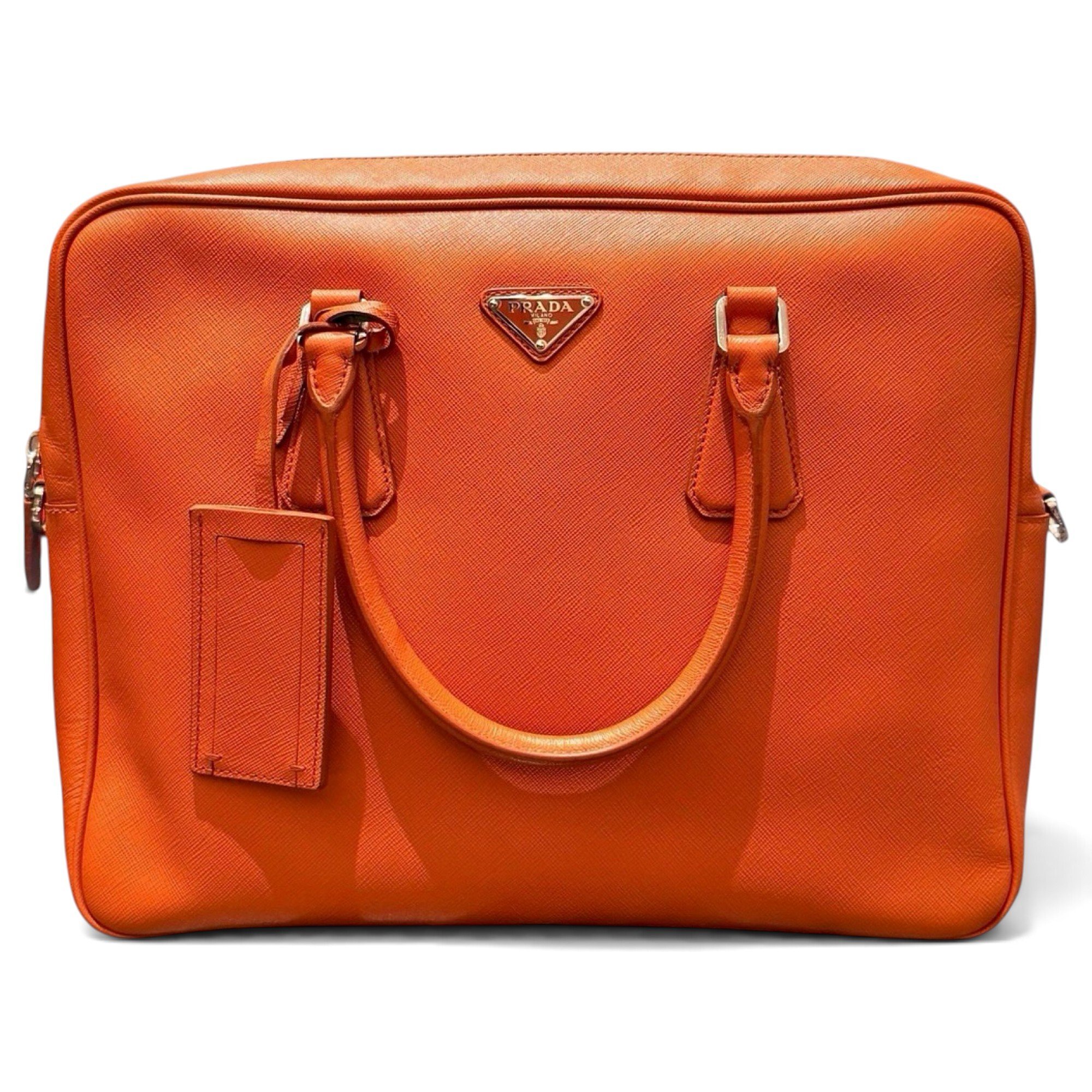 Leather travel bag