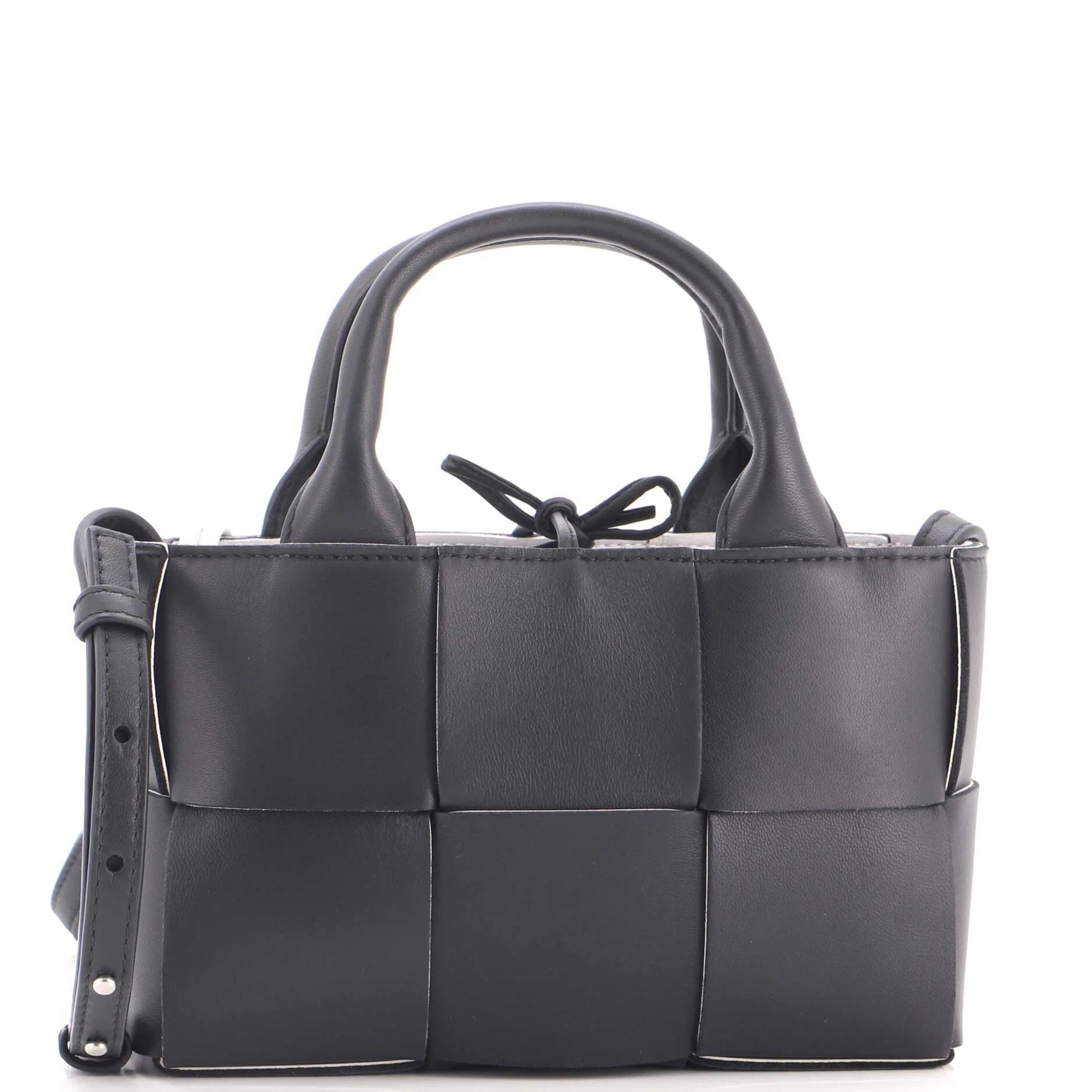 Bottega Veneta Leather tote