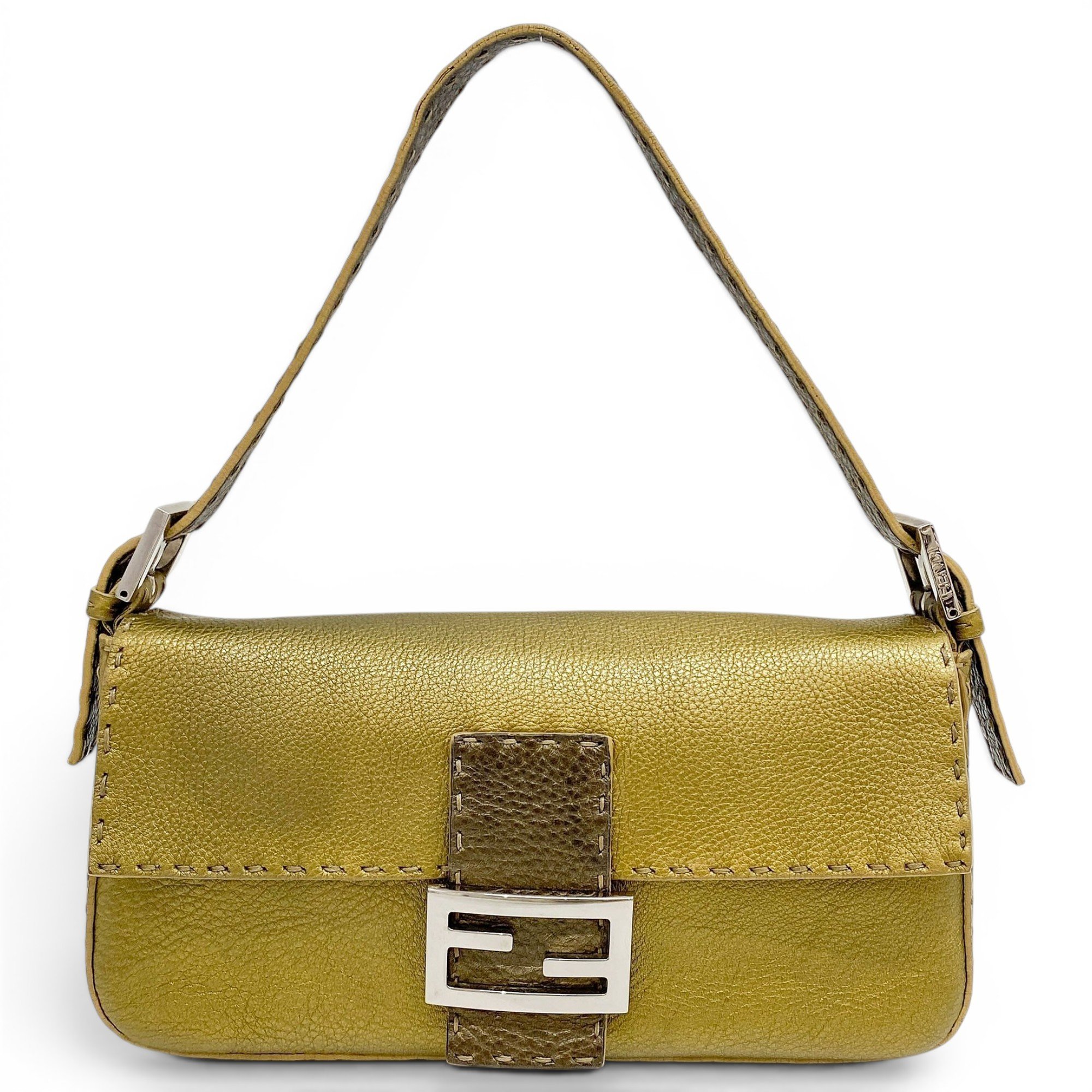 Baguette leather handbag