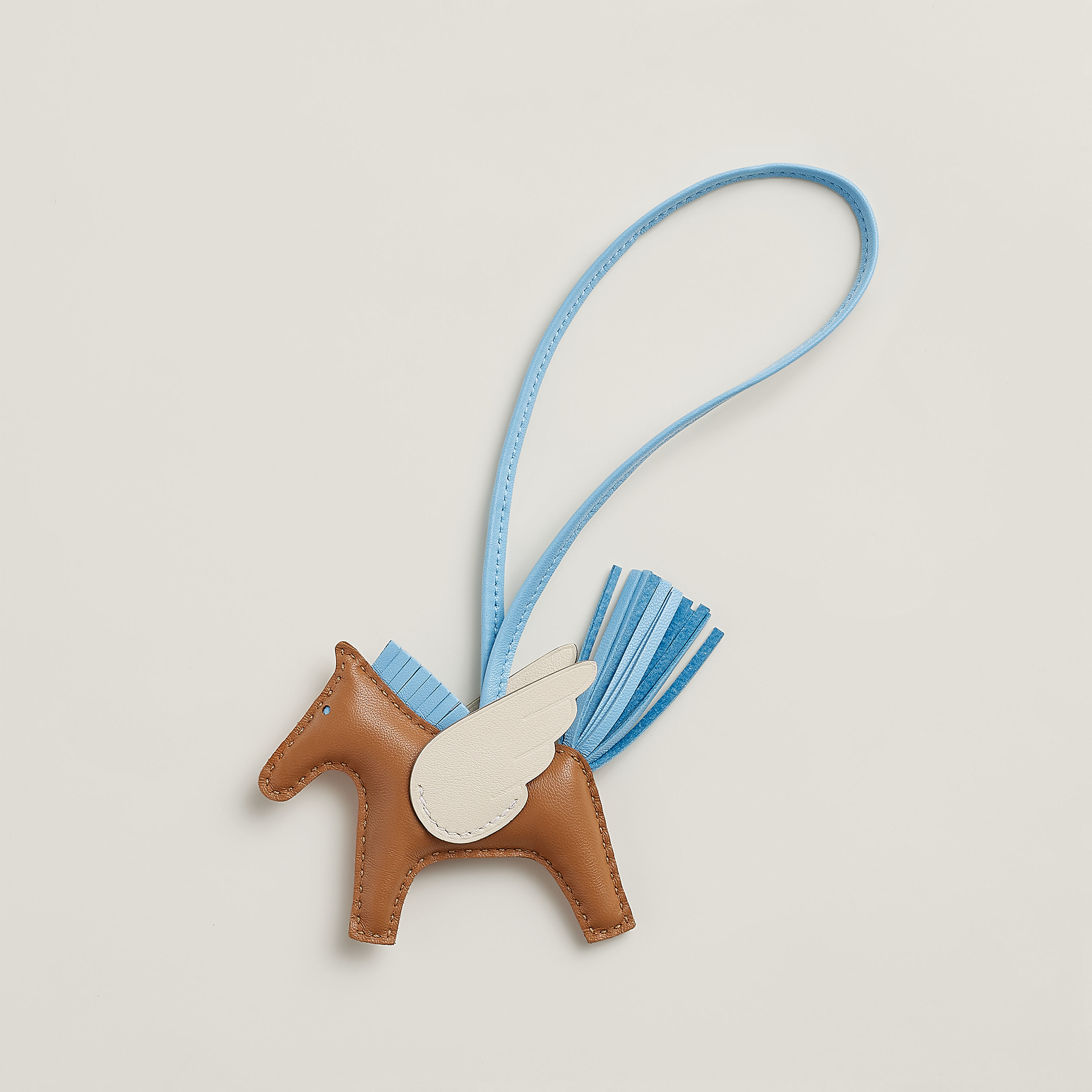 Hermès チャーム 《ロデオ》 PM ペガサス ゴールド/セレスト/クレ