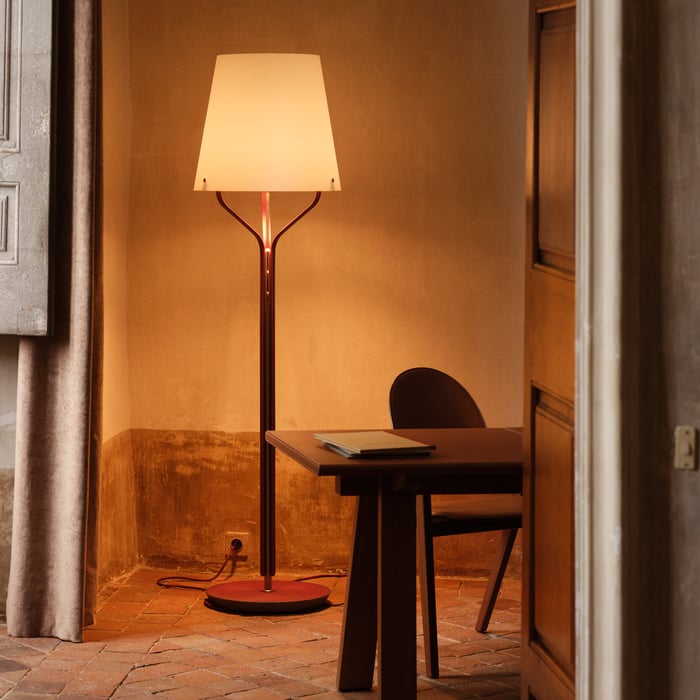 Gold Harnais Floor Lamp