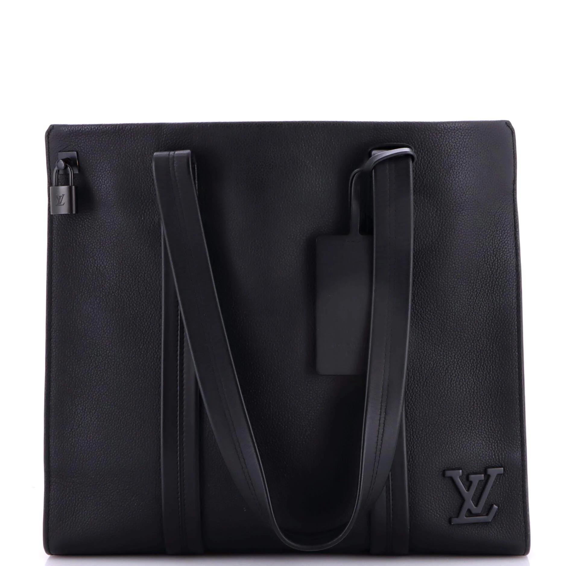 Leather tote