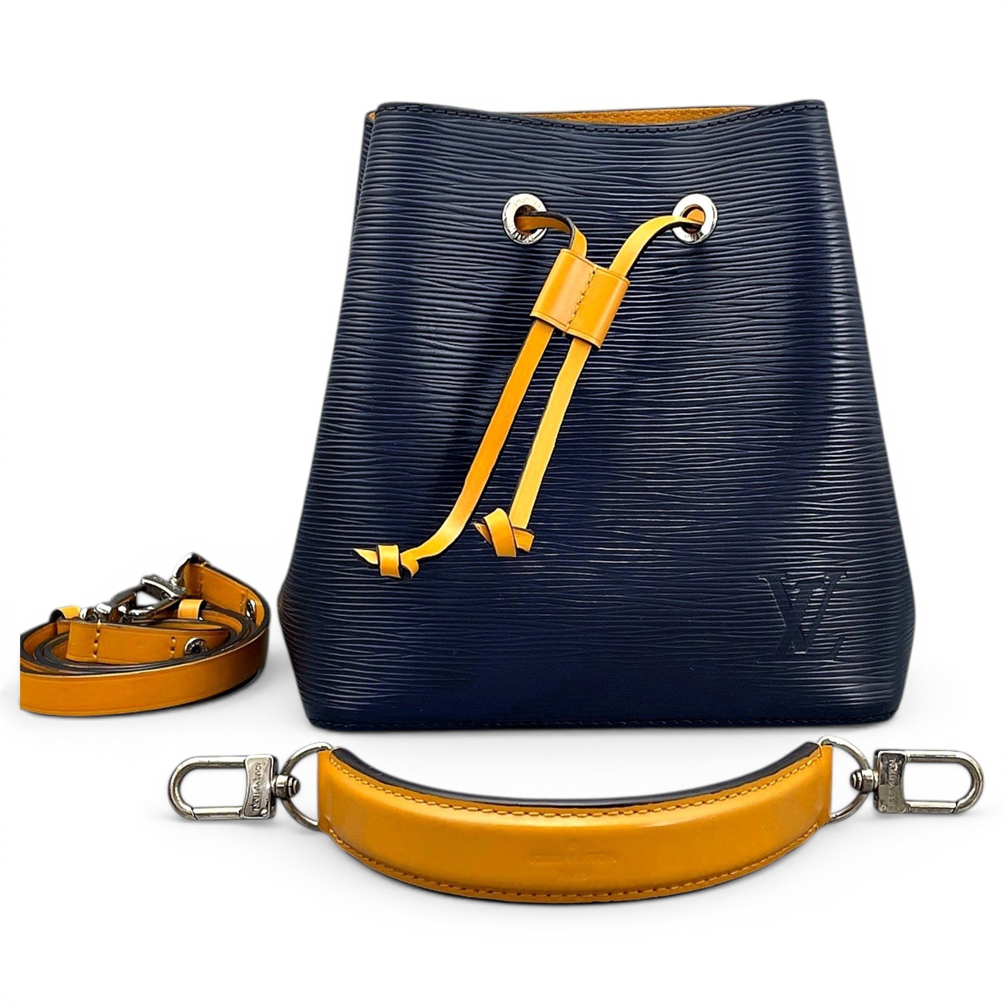 NéoNoé BB leather handbag