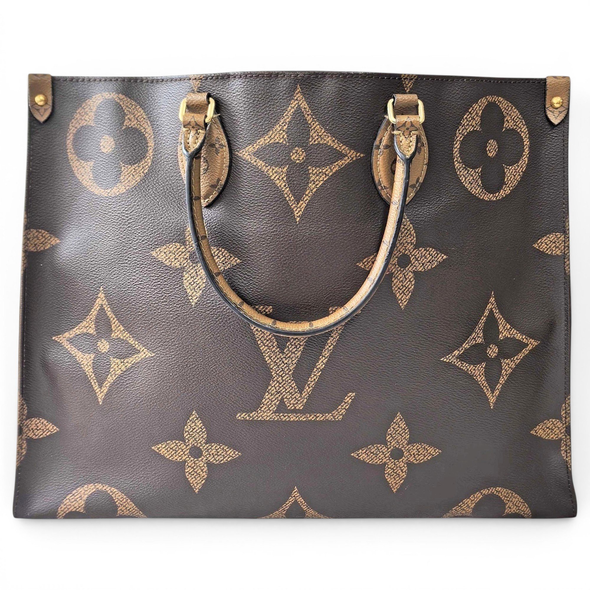 Onthego leather handbag