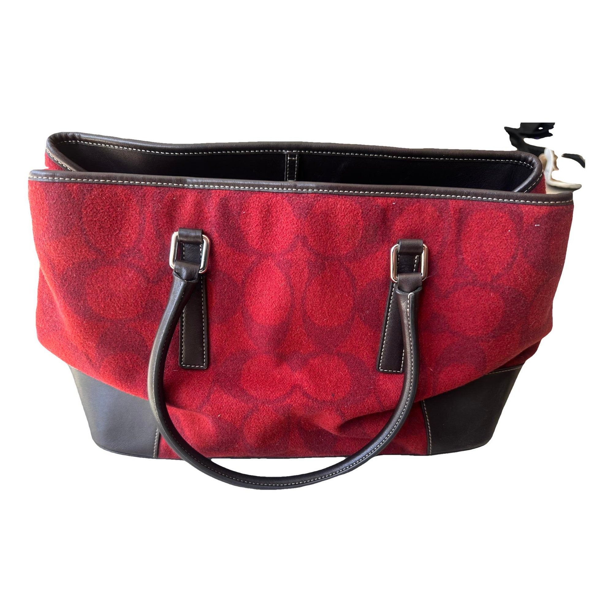 Wool handbag