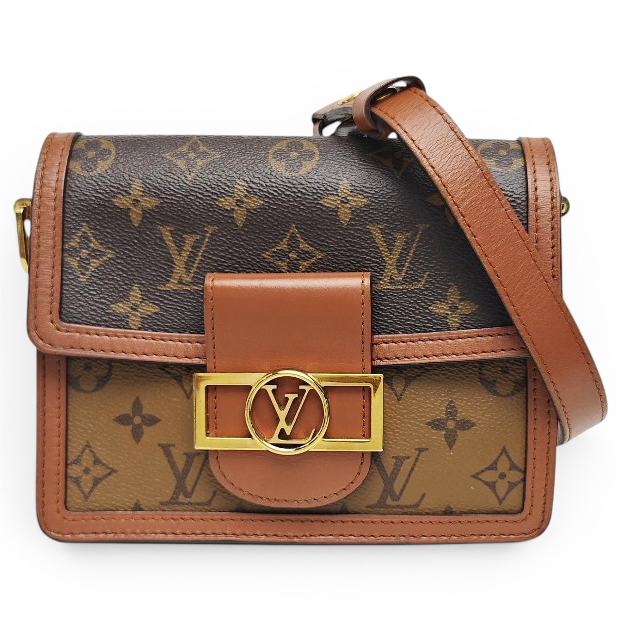 Dauphine leather handbag
