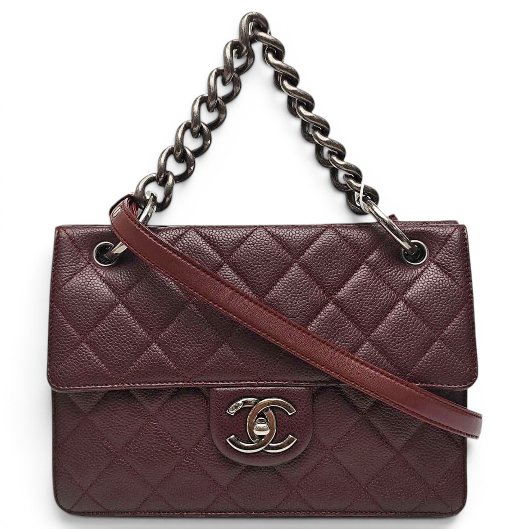 Timeless/Classique leather crossbody bag