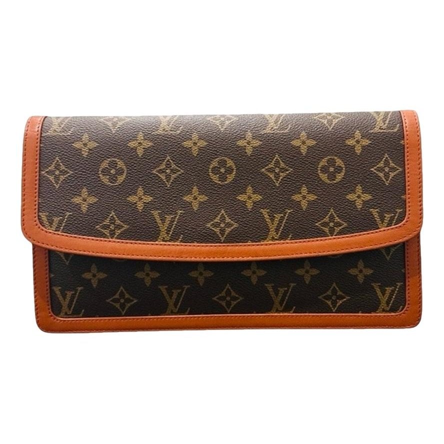 Leather clutch bag