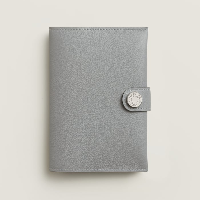 Gris Pantin R.M.S Passport Holder