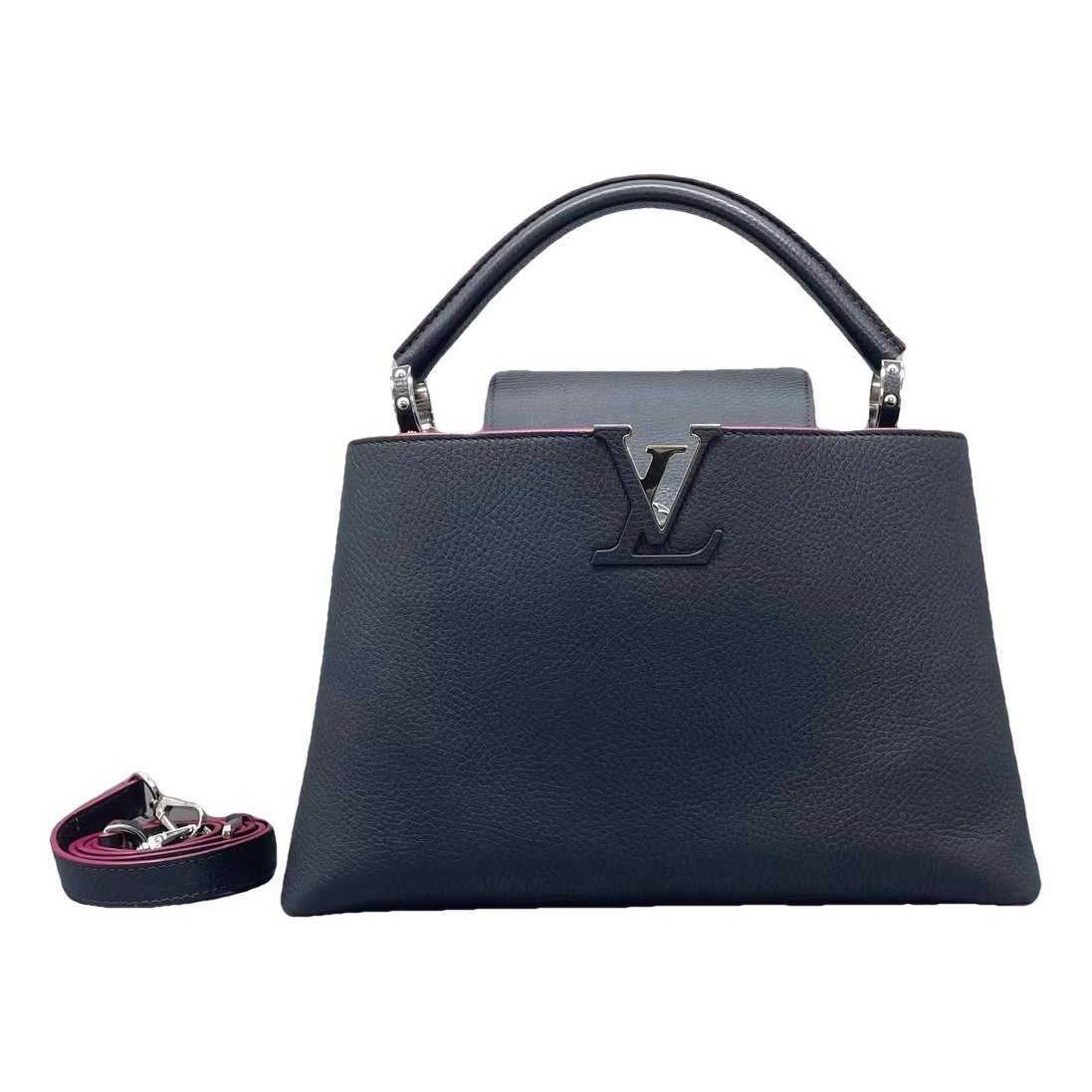 Capucines leather handbag