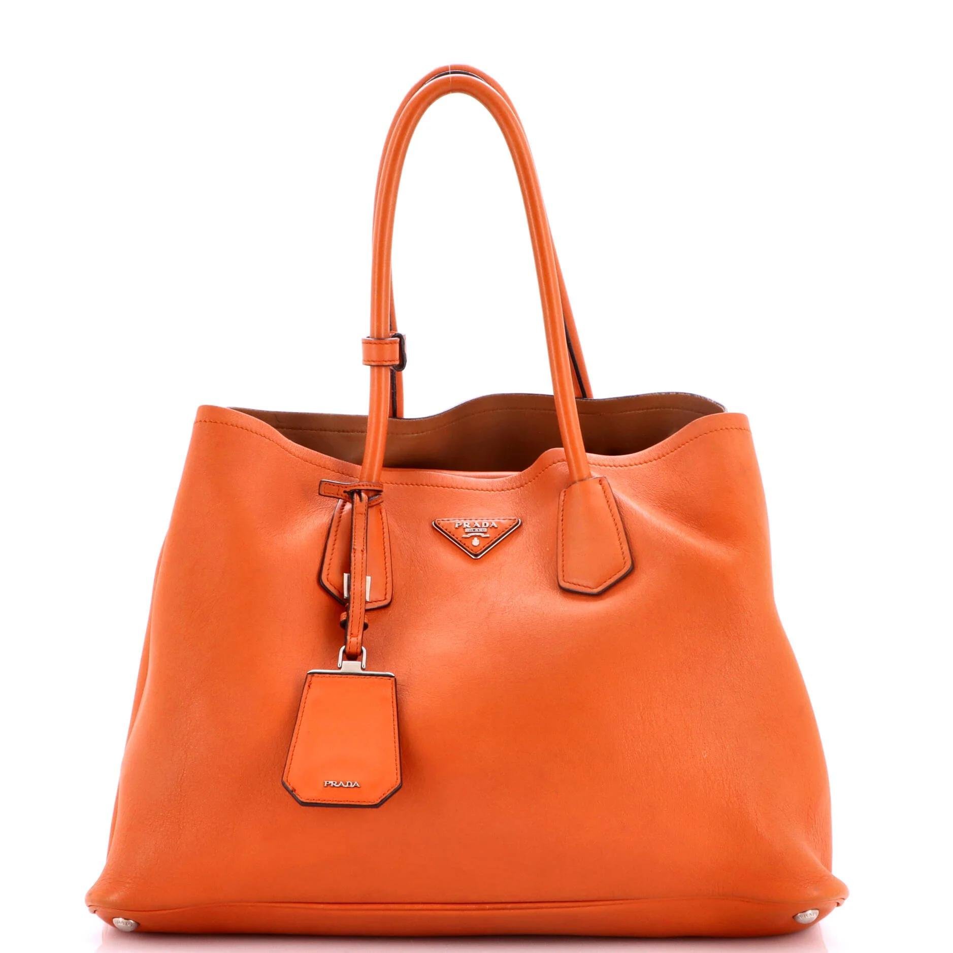 Leather tote