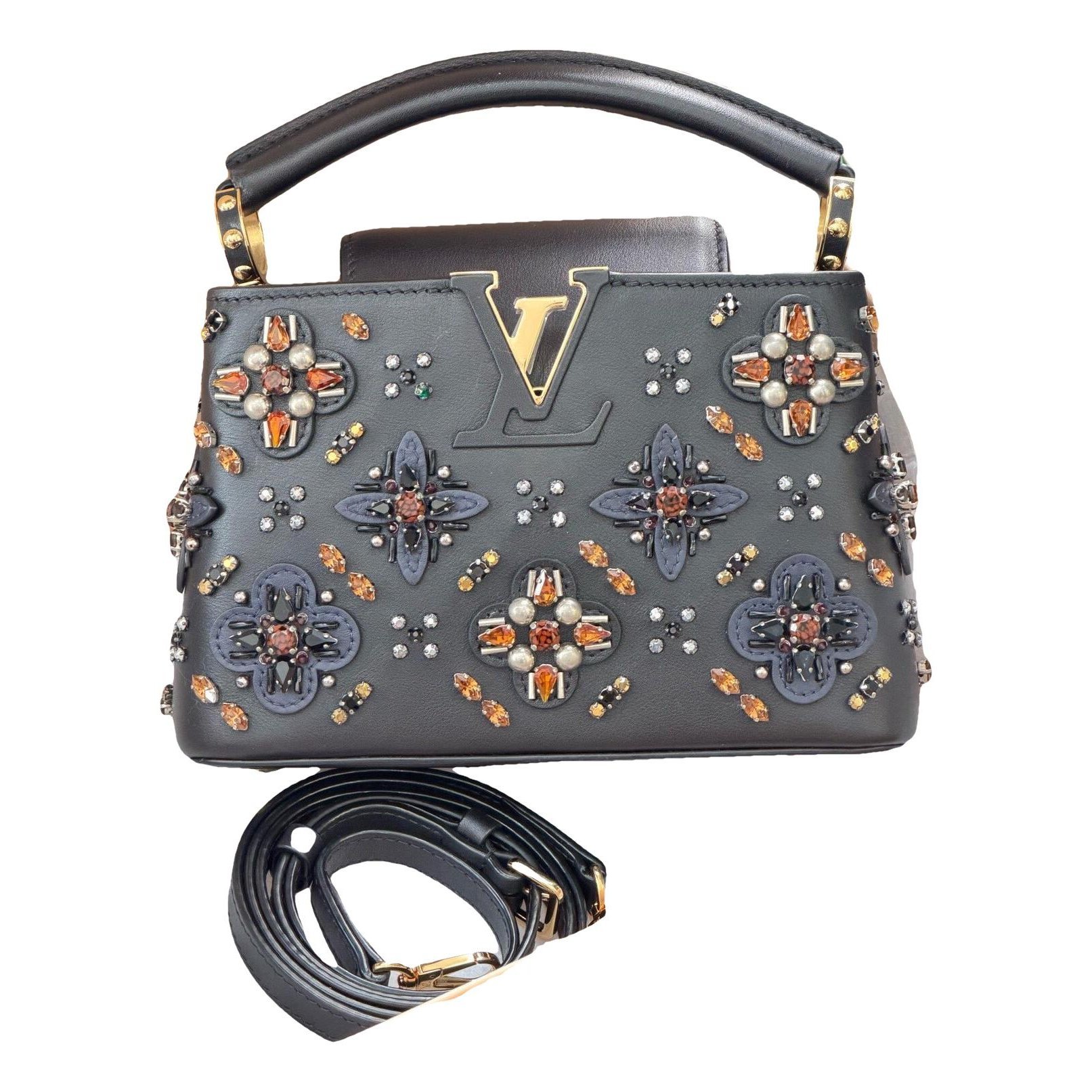 Capucines leather handbag