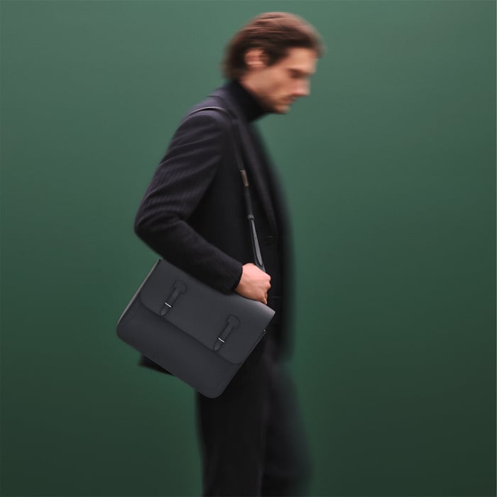 Gold Hermès Messenger 57 Bag