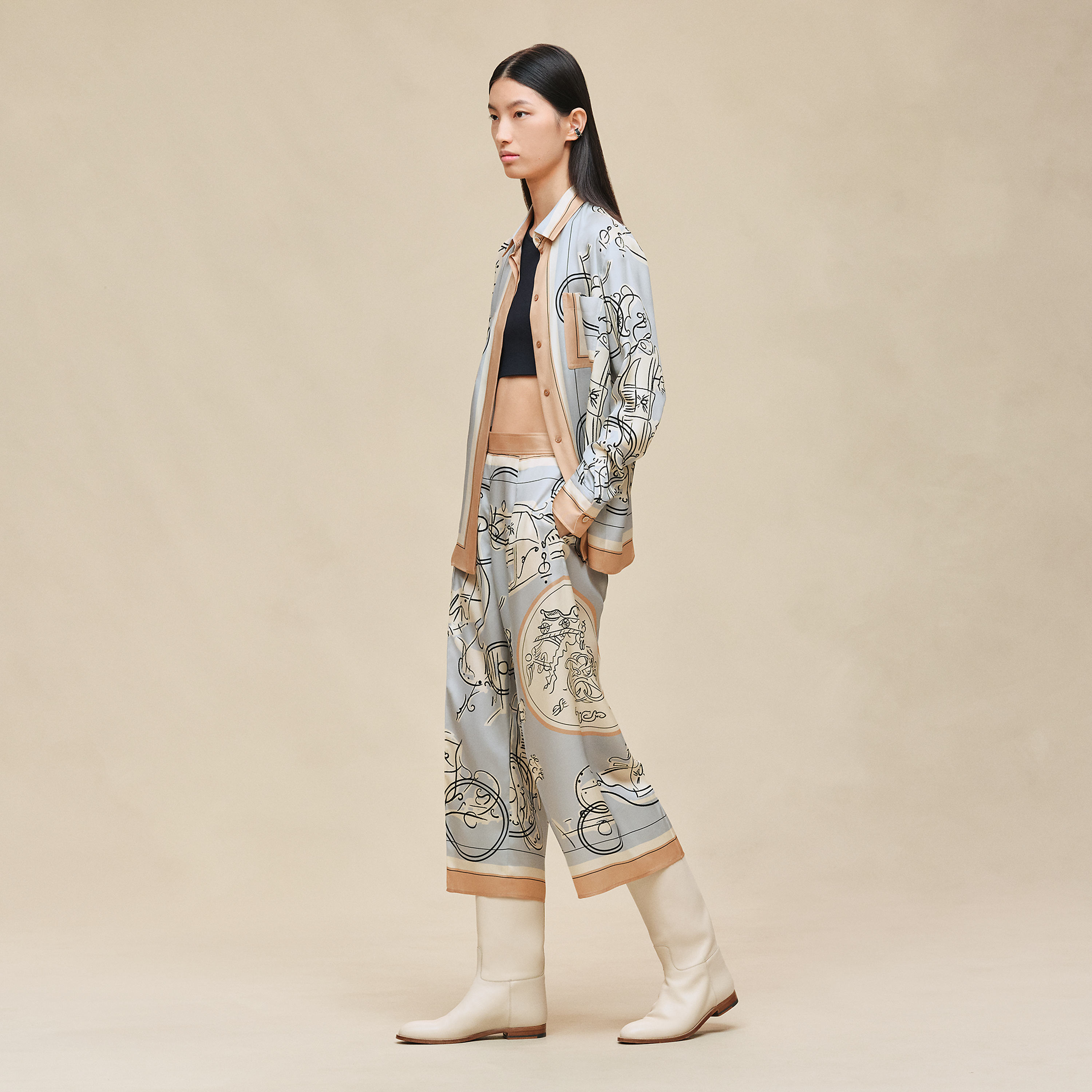 "Ex-Libris a Main Levee" short pants