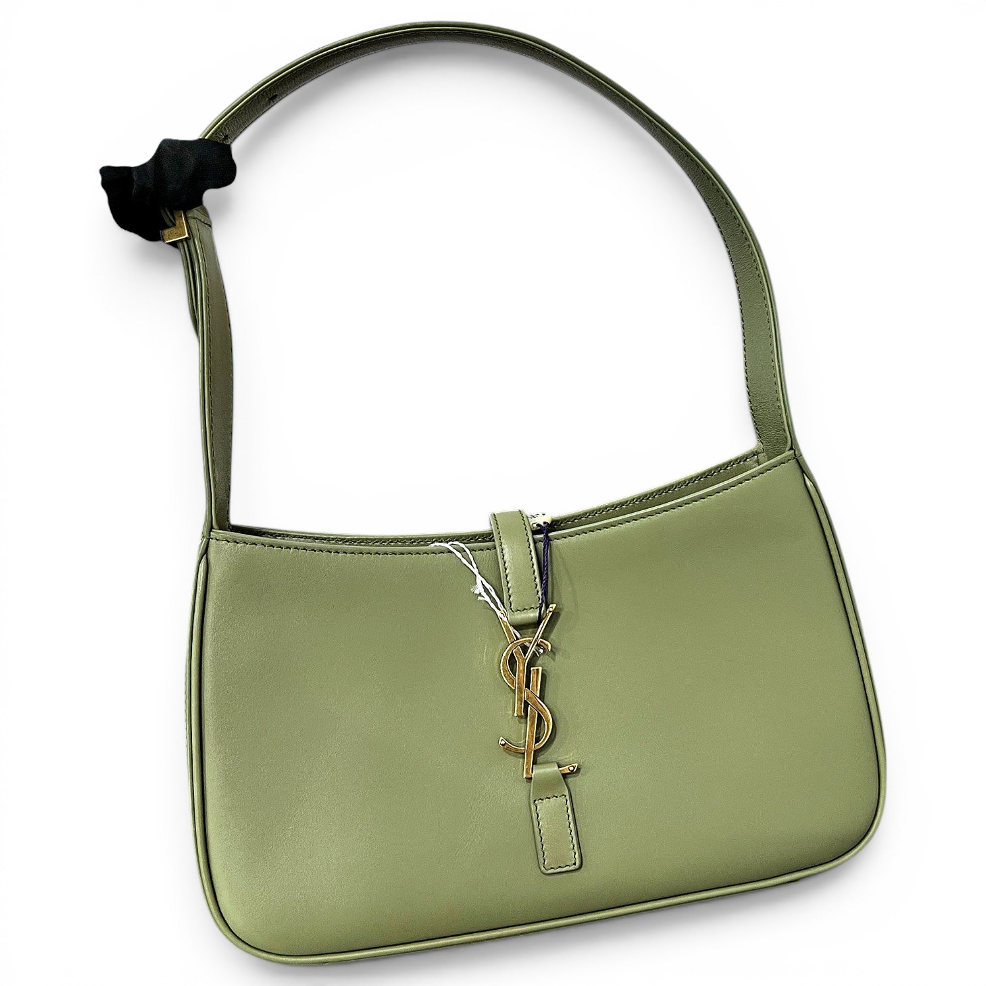Le 5 à 7 leather handbag