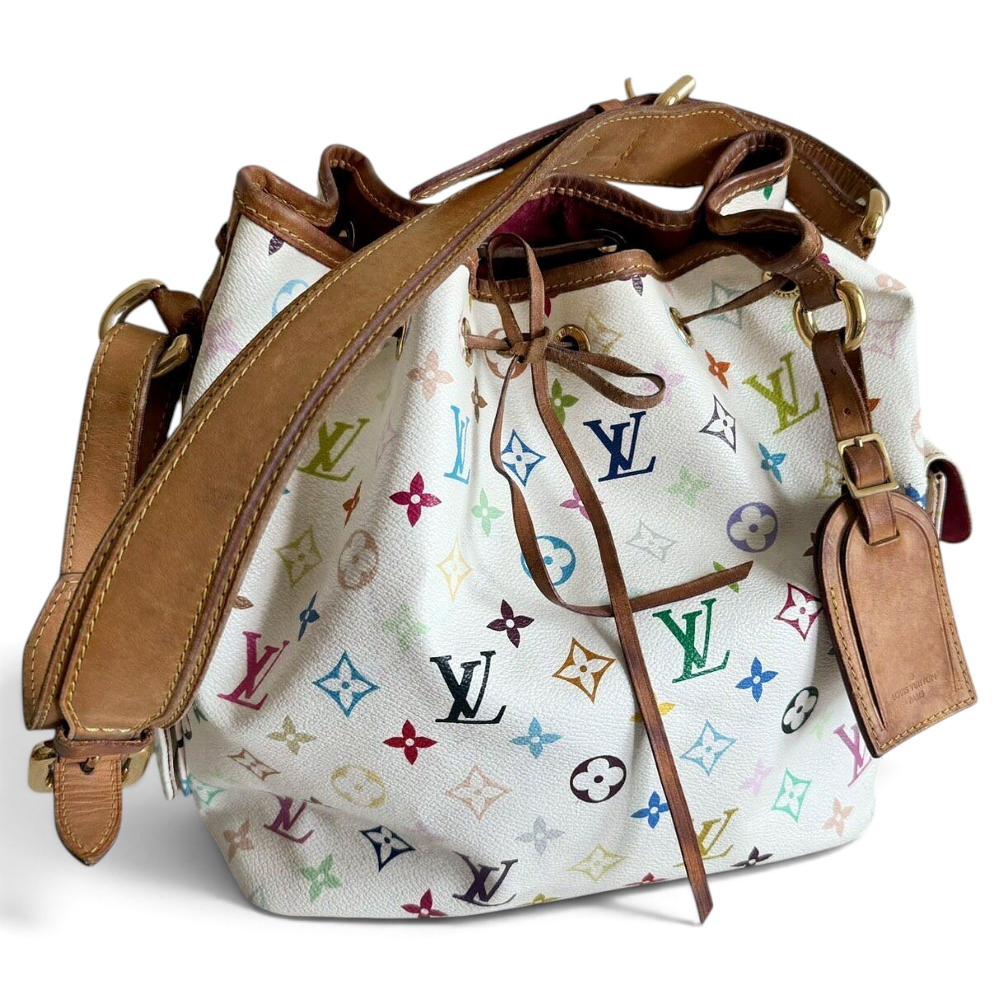 Noé leather handbag