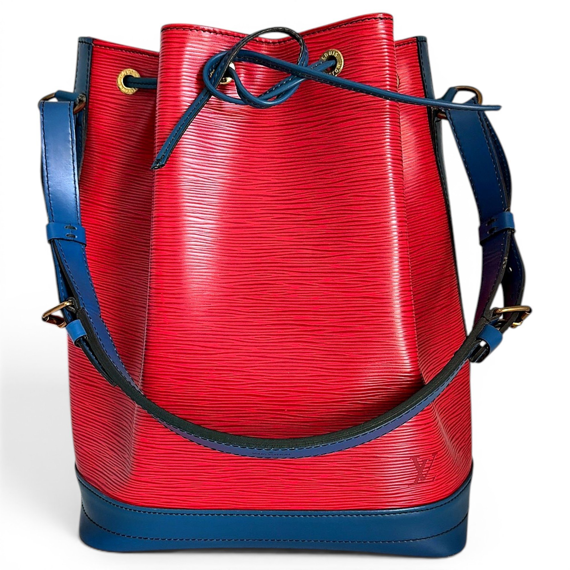 Noé leather handbag