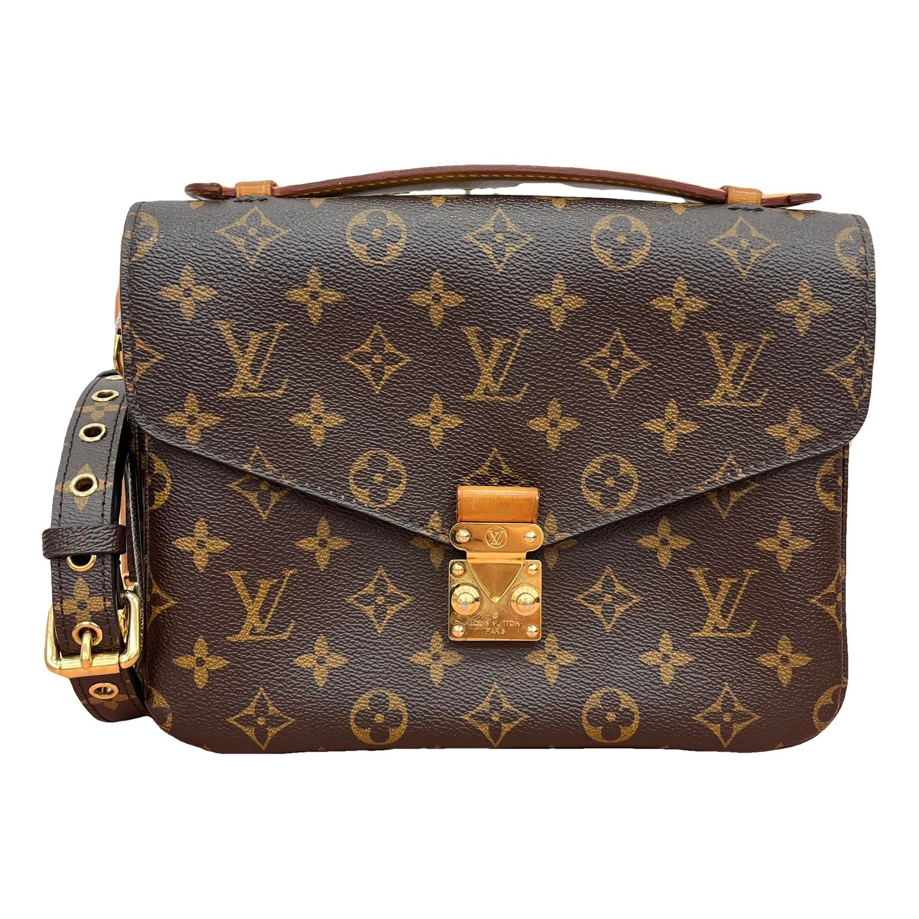 Metis leather handbag