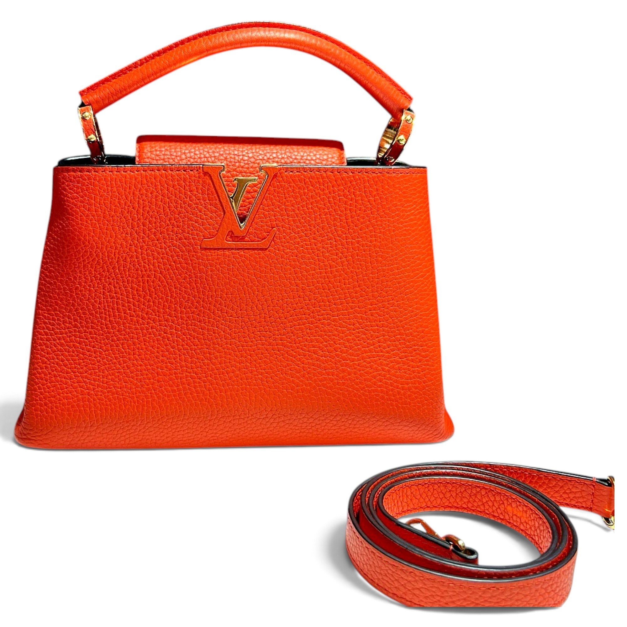 Capucines leather handbag