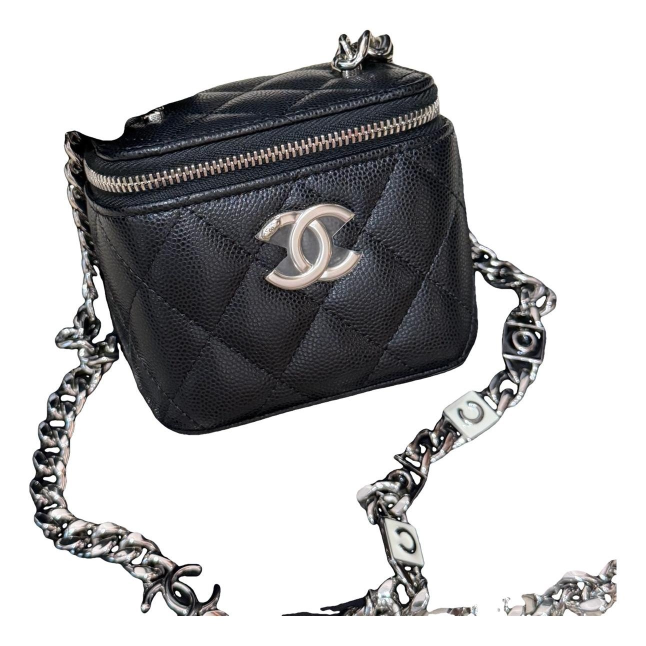 Trendy CC Vanity leather handbag