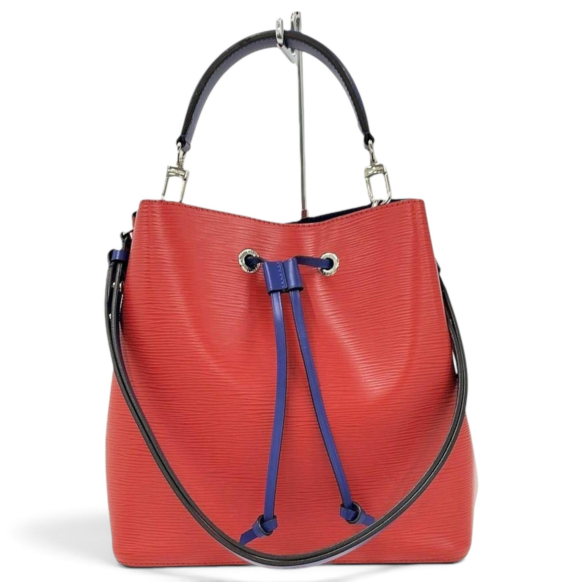 Noé leather bag