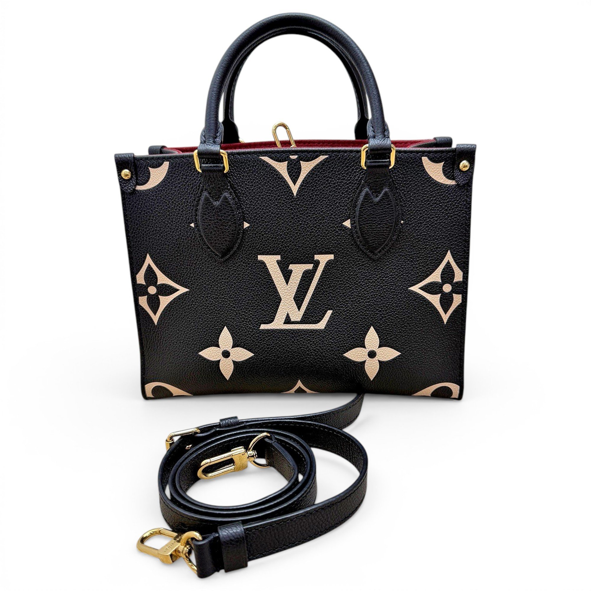 Onthego leather tote