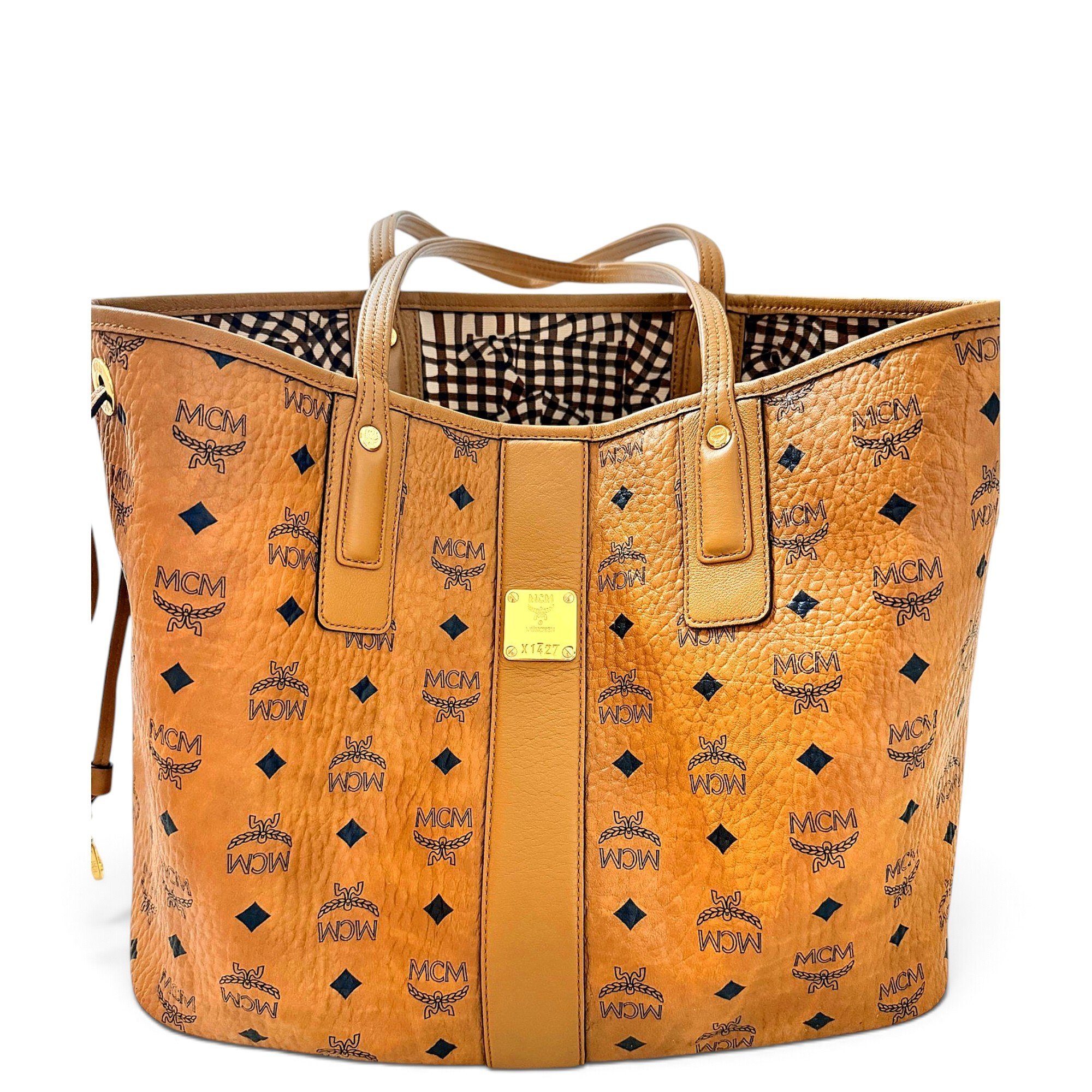 Anya tote