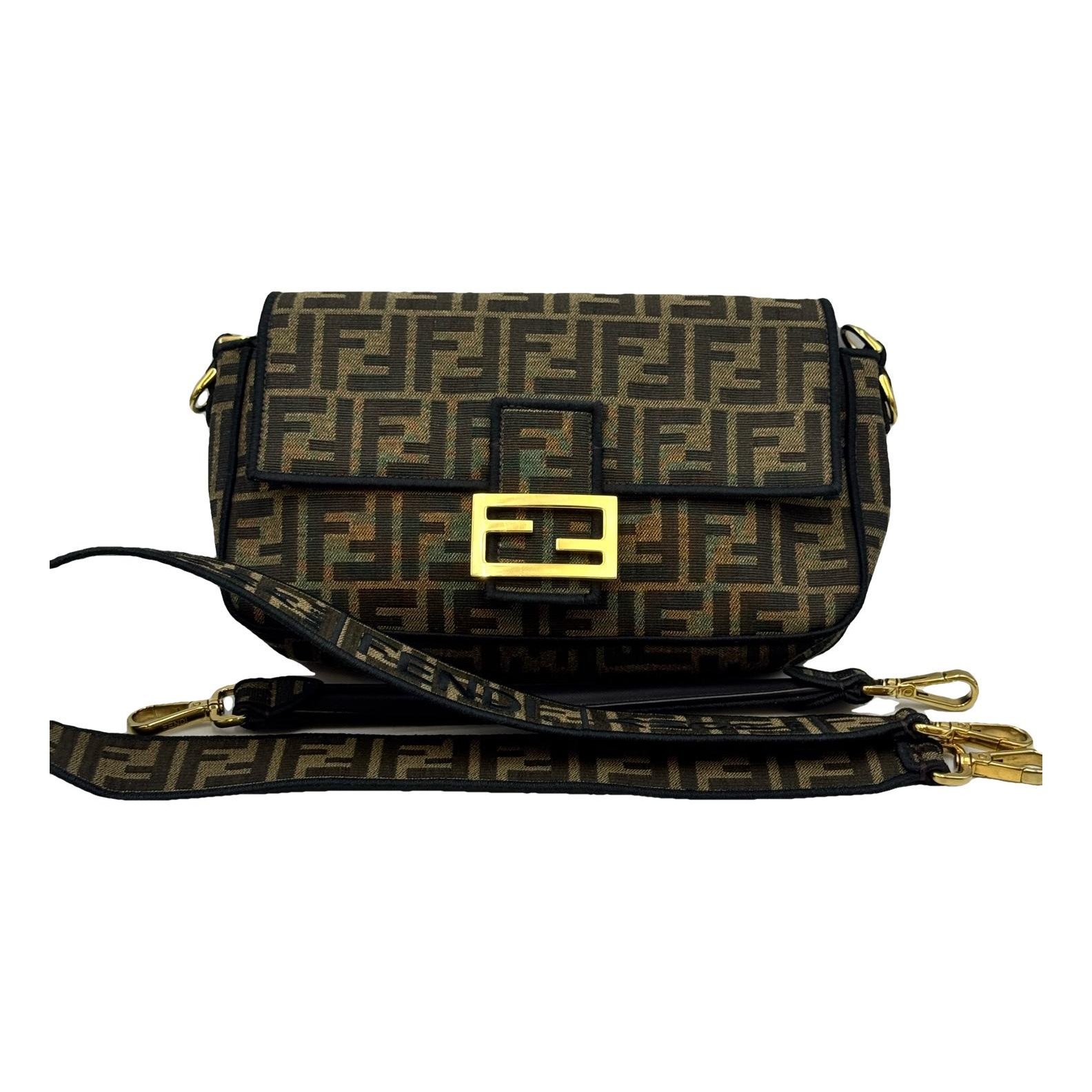 Baguette cloth handbag