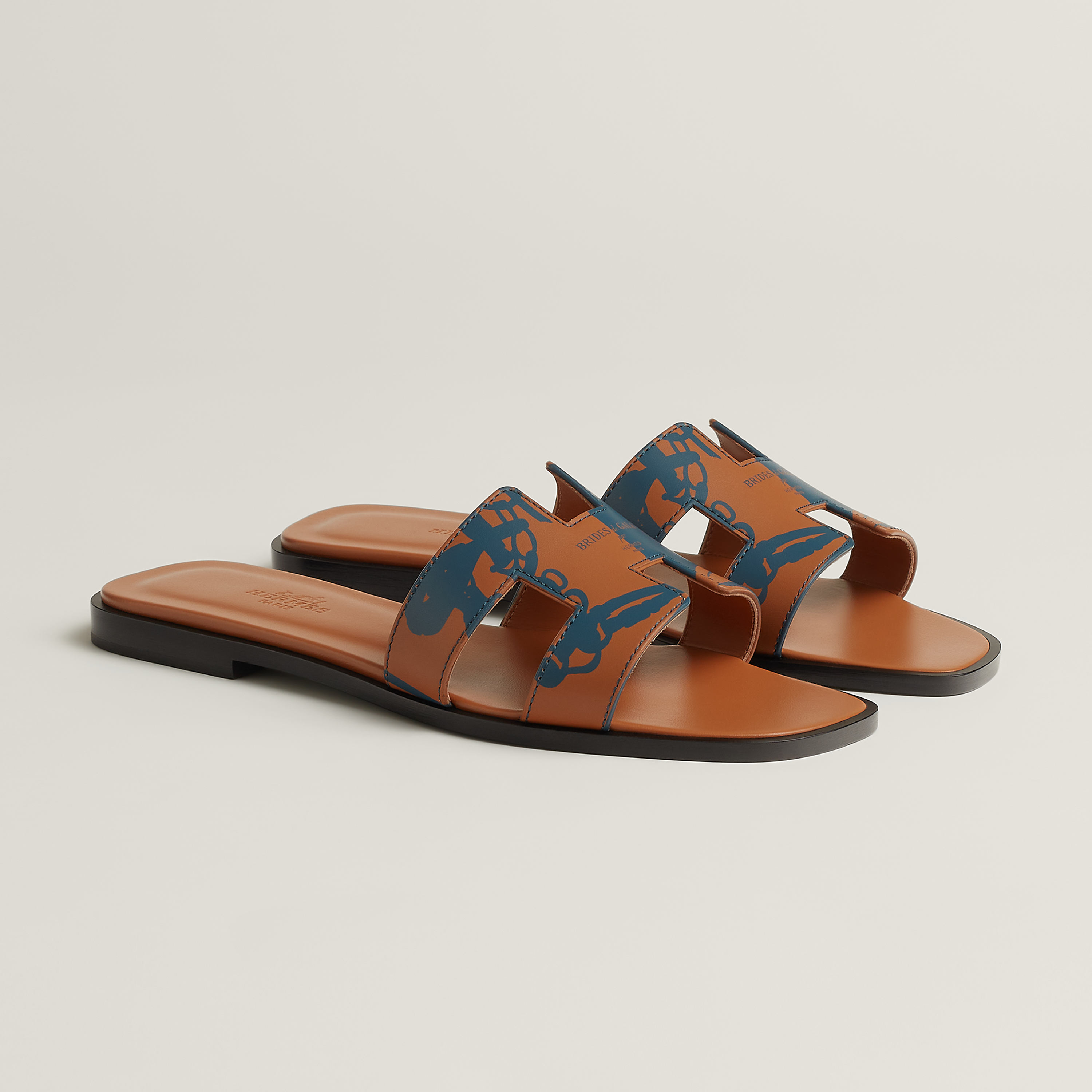 Oran sandal