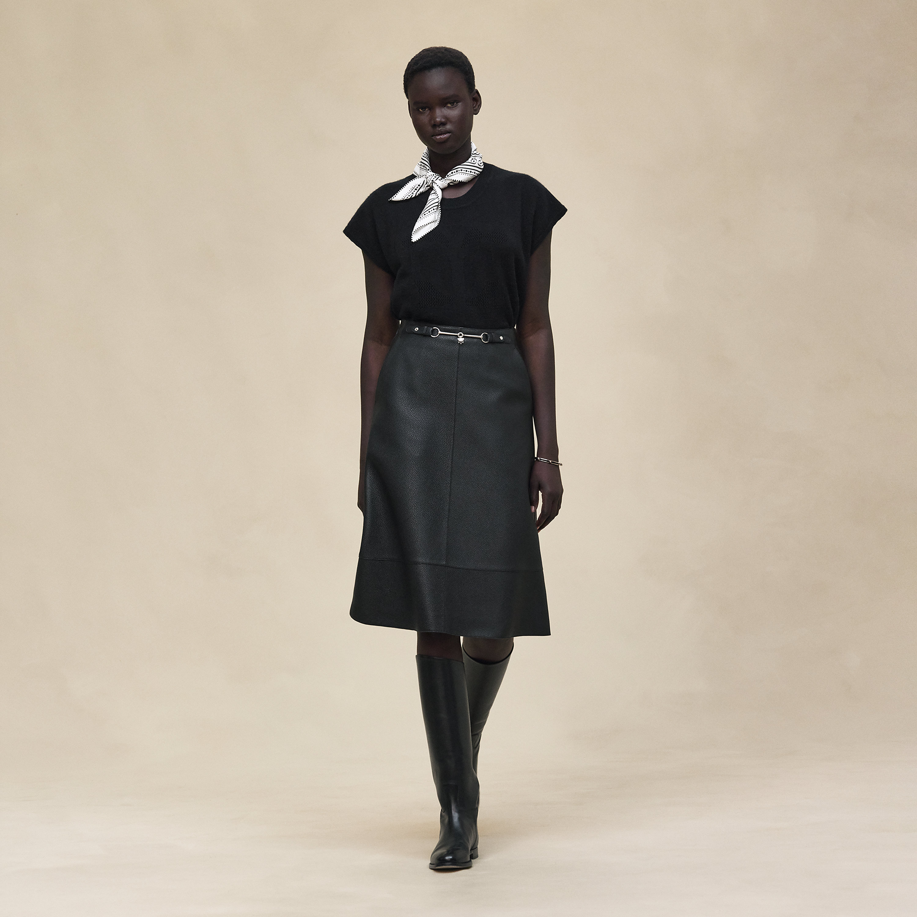 Cashmere "L'Enseigne du Sellier" sleeveless sweater